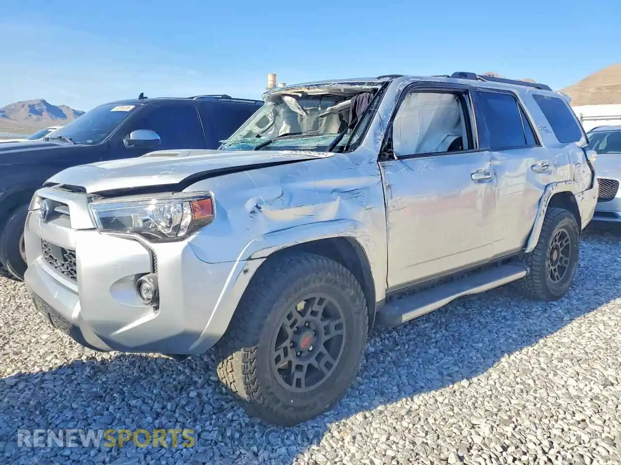 1 Фотография поврежденного автомобиля JTERU5JR2M5883139 TOYOTA 4RUNNER 2021