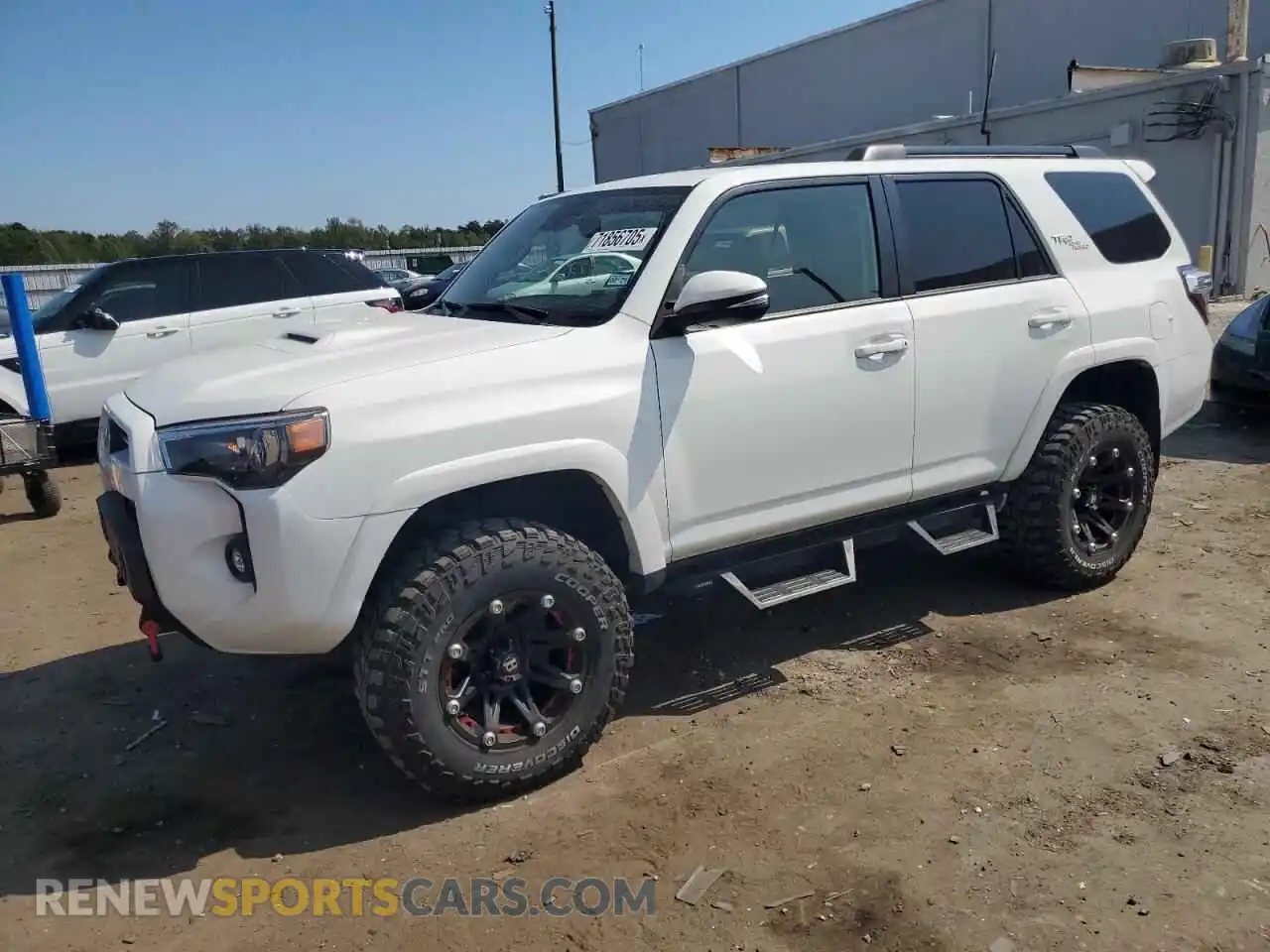 1 Photograph of a damaged car JTERU5JR2M5912204 TOYOTA 4RUNNER 2021