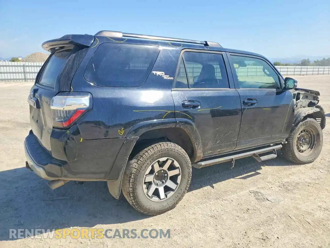 3 Photograph of a damaged car JTERU5JR3M5955689 TOYOTA 4RUNNER 2021