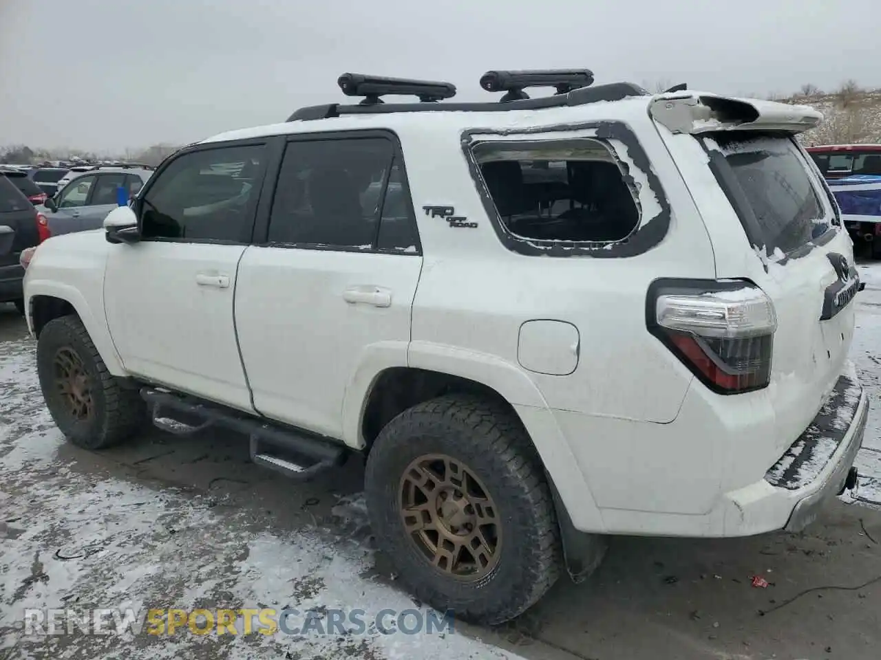 2 Photograph of a damaged car JTERU5JR3M5962819 TOYOTA 4RUNNER 2021