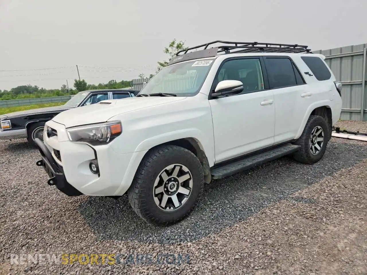 1 Photograph of a damaged car JTERU5JR4M5945690 TOYOTA 4RUNNER 2021