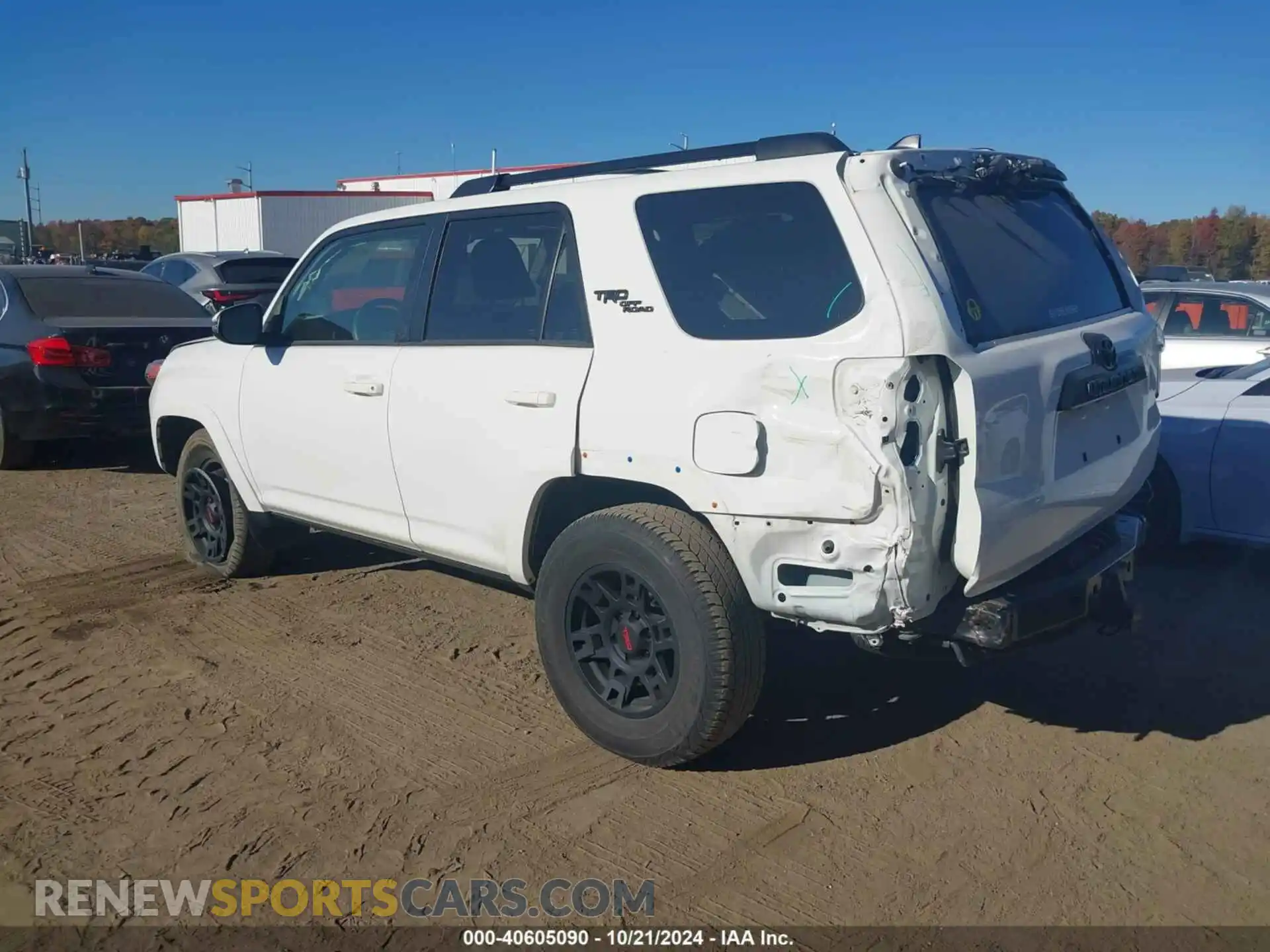 3 Photograph of a damaged car JTERU5JR4M5961095 TOYOTA 4RUNNER 2021