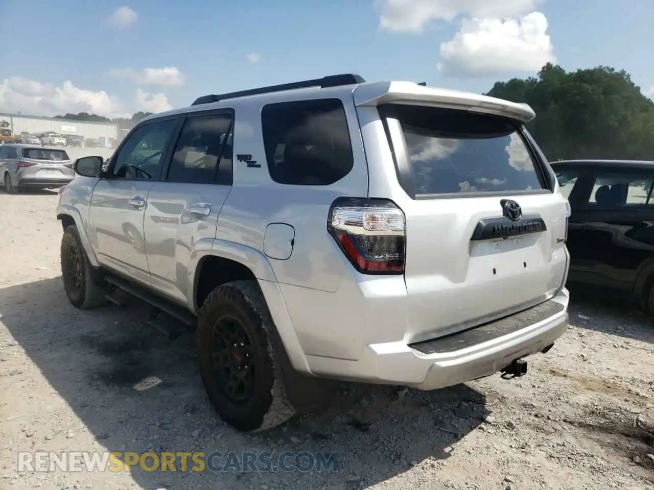 3 fotografías del automóvil dañado JTERU5JR5M5926517 TOYOTA 4RUNNER 2021