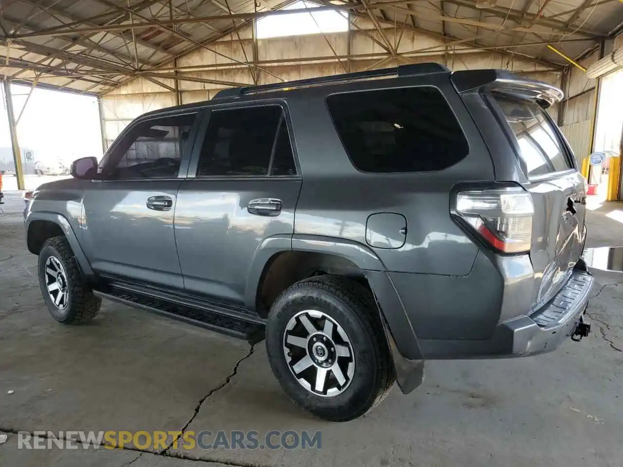 2 Photograph of a damaged car JTERU5JR6M5932522 TOYOTA 4RUNNER 2021