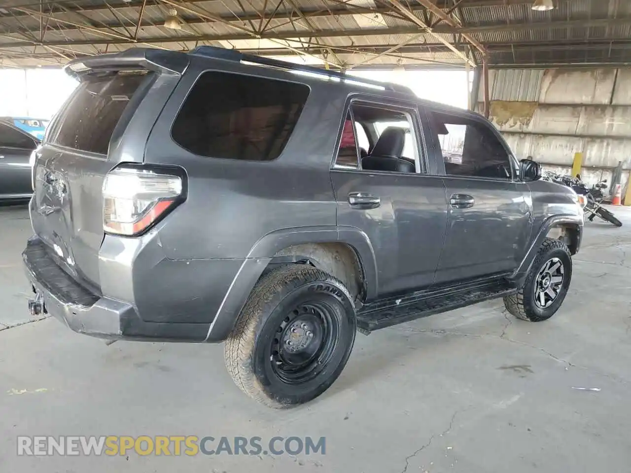 3 Photograph of a damaged car JTERU5JR6M5932522 TOYOTA 4RUNNER 2021