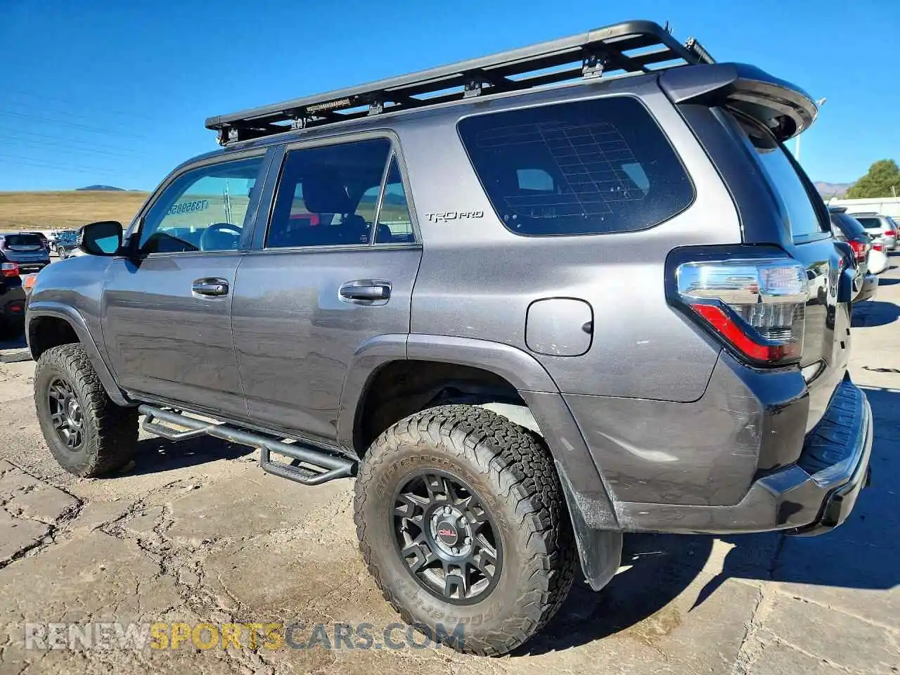 2 Photograph of a damaged car JTERU5JR7M5840545 TOYOTA 4RUNNER 2021