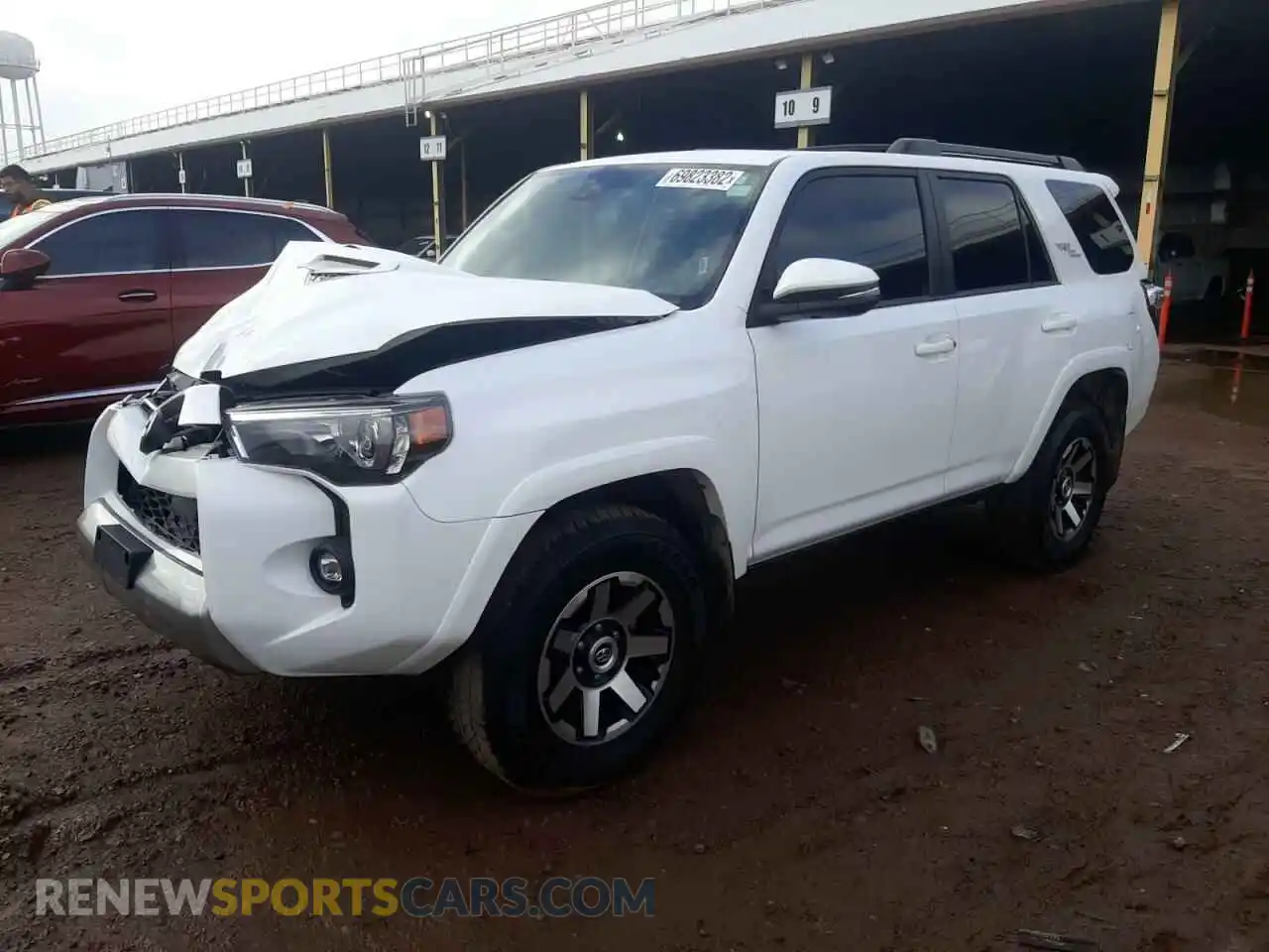 1 Photograph of a damaged car JTERU5JR7M5872329 TOYOTA 4RUNNER 2021