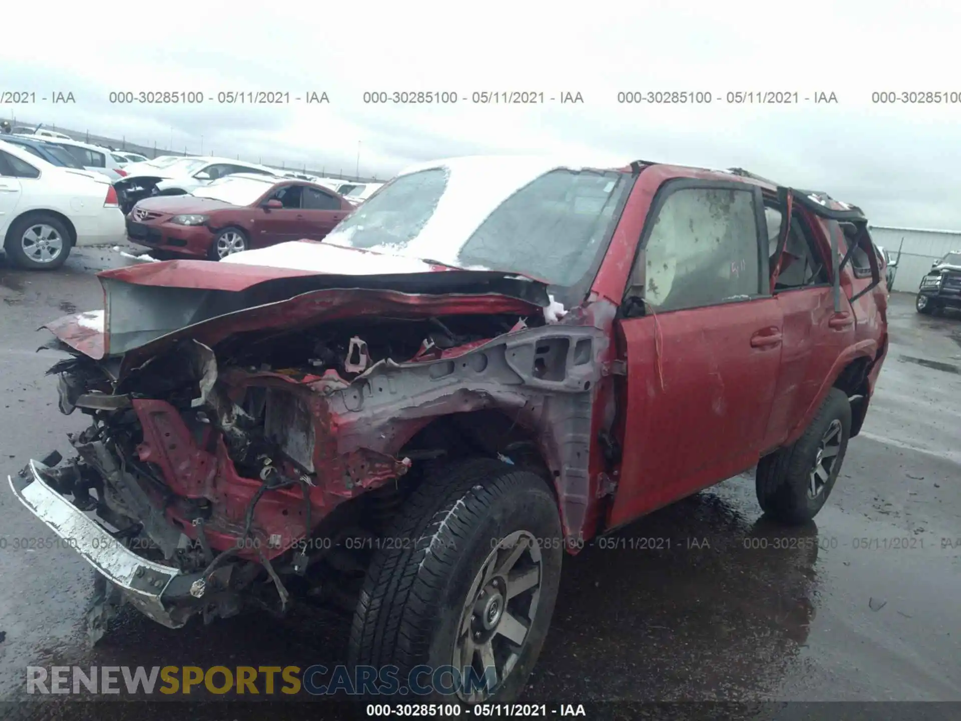 2 Photograph of a damaged car JTERU5JR7M5917205 TOYOTA 4RUNNER 2021