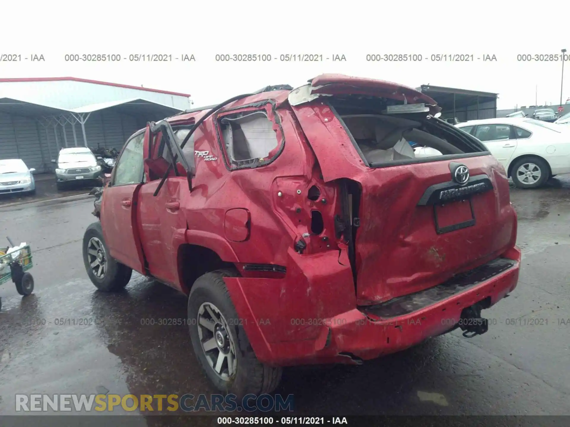 3 Photograph of a damaged car JTERU5JR7M5917205 TOYOTA 4RUNNER 2021