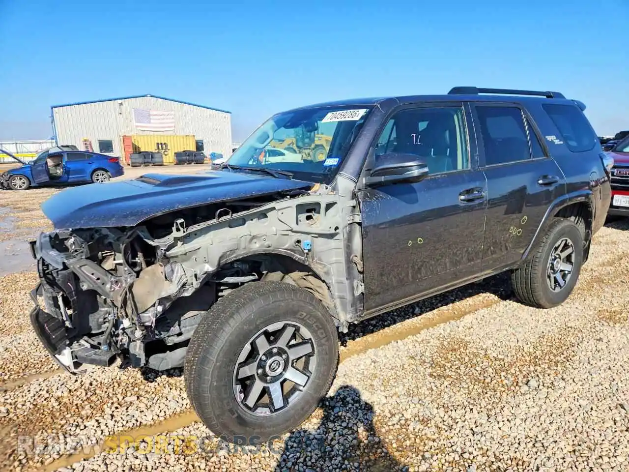 1 Фотография поврежденного автомобиля JTERU5JR7M5968249 TOYOTA 4RUNNER 2021