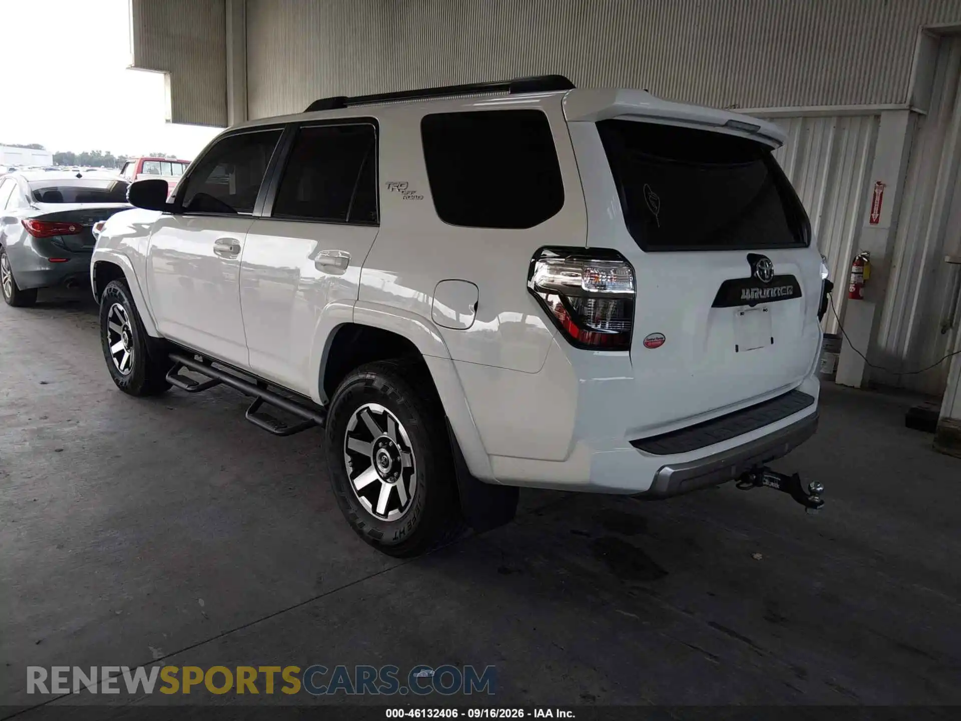 3 Photograph of a damaged car JTERU5JR8M5850291 TOYOTA 4RUNNER 2021