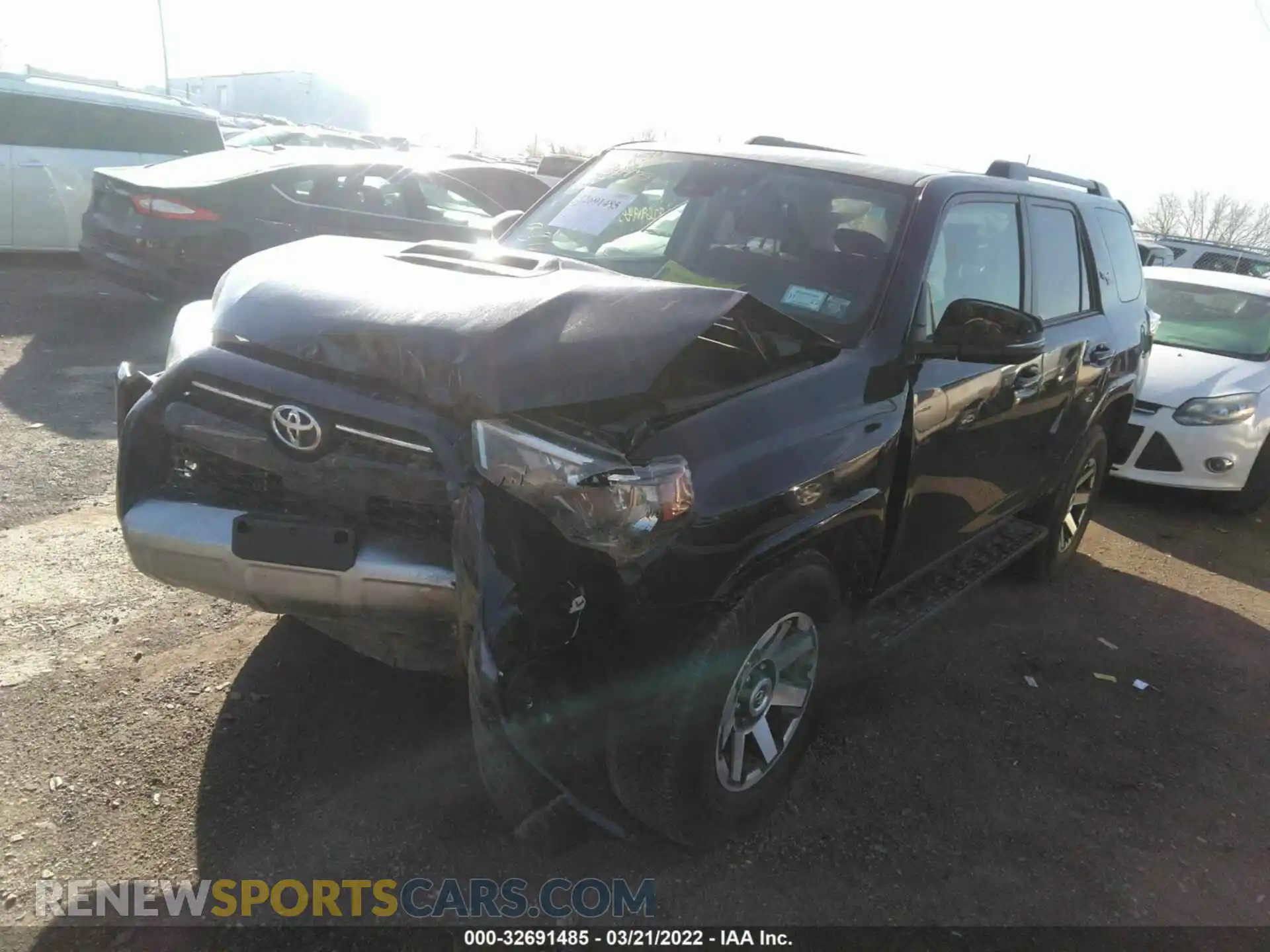 2 Photograph of a damaged car JTERU5JR8M5863638 TOYOTA 4RUNNER 2021