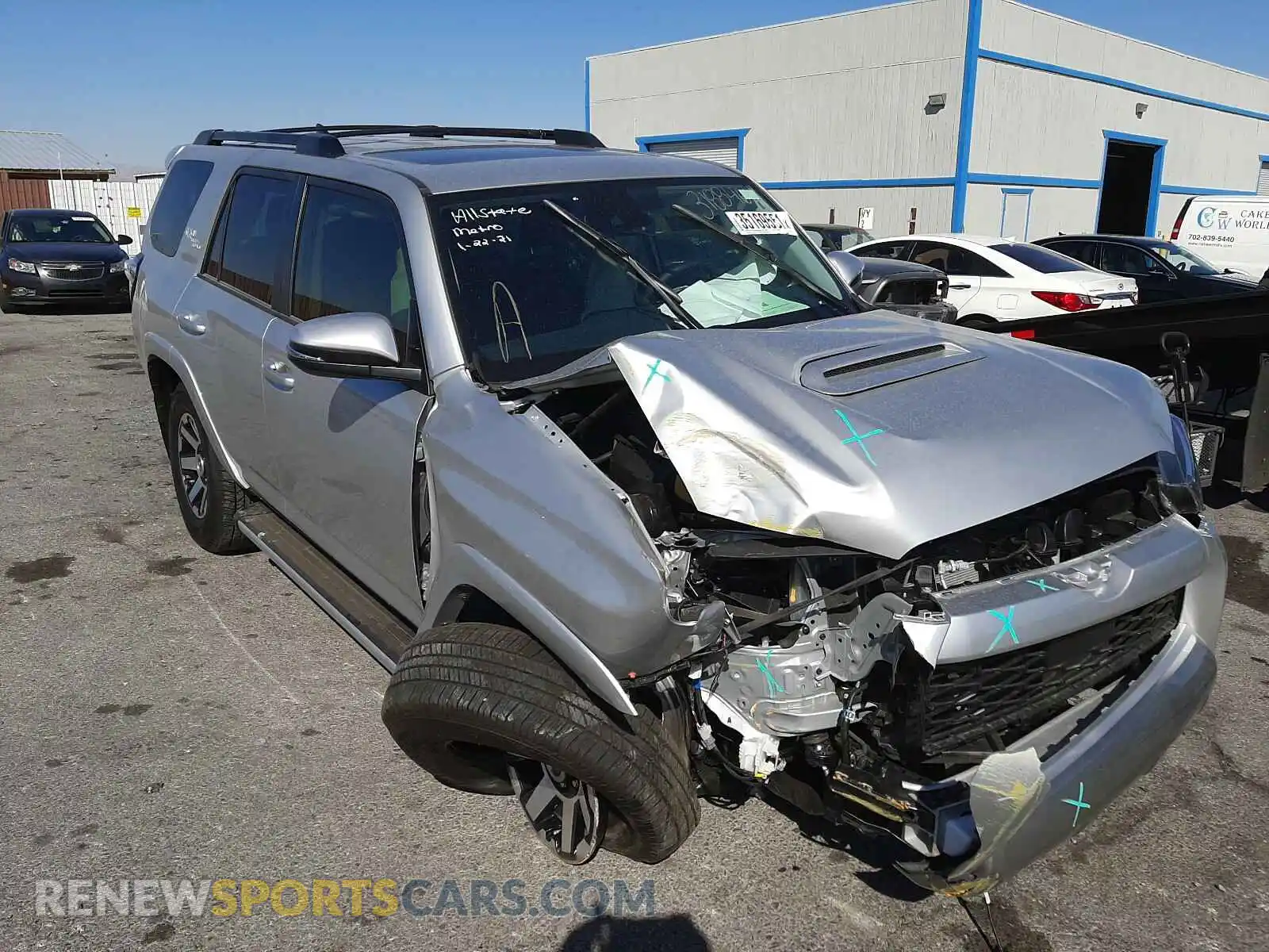 1 Photograph of a damaged car JTERU5JR8M5877698 TOYOTA 4RUNNER 2021