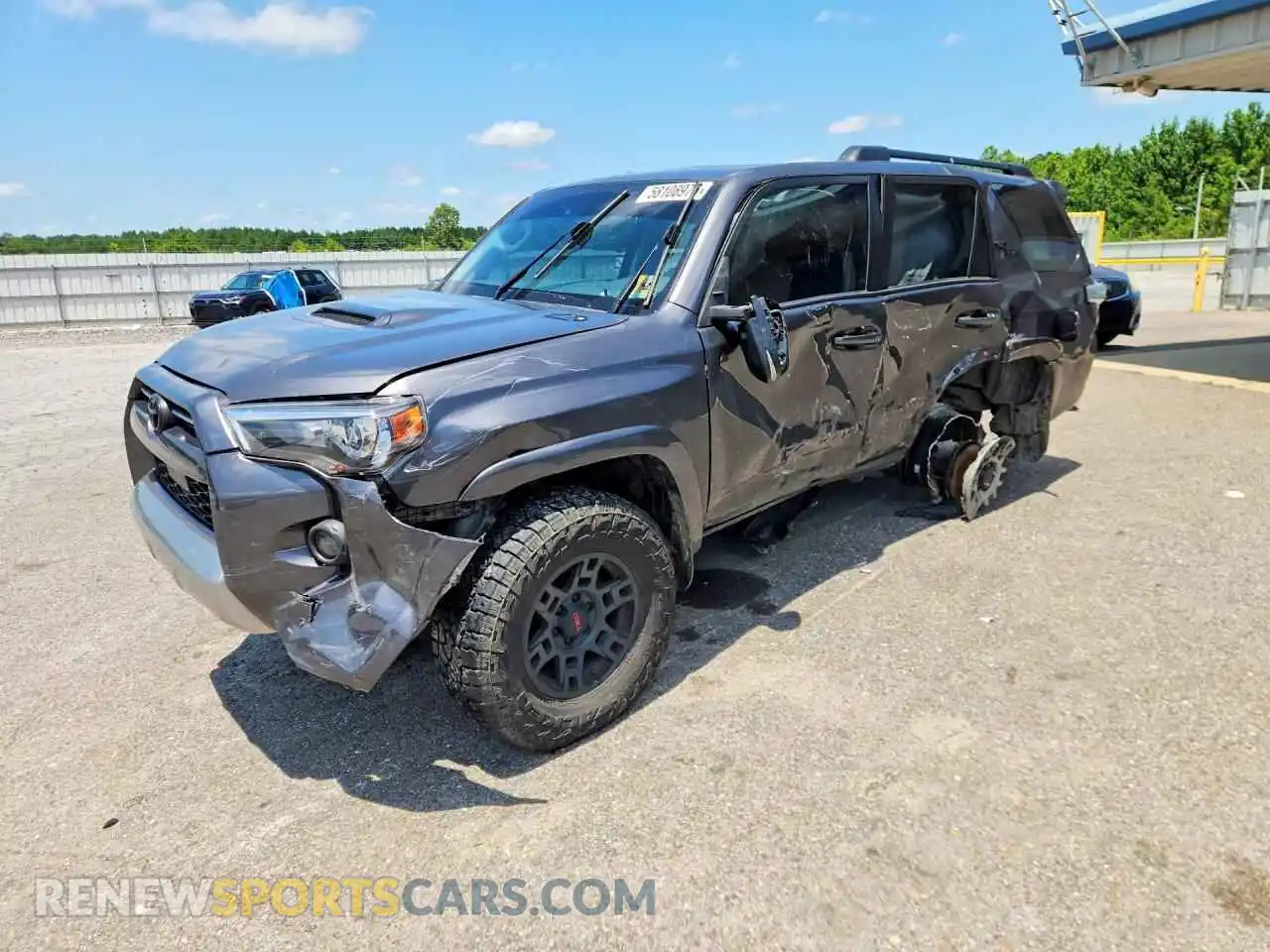 1 Photograph of a damaged car JTERU5JR9M5860215 TOYOTA 4RUNNER 2021
