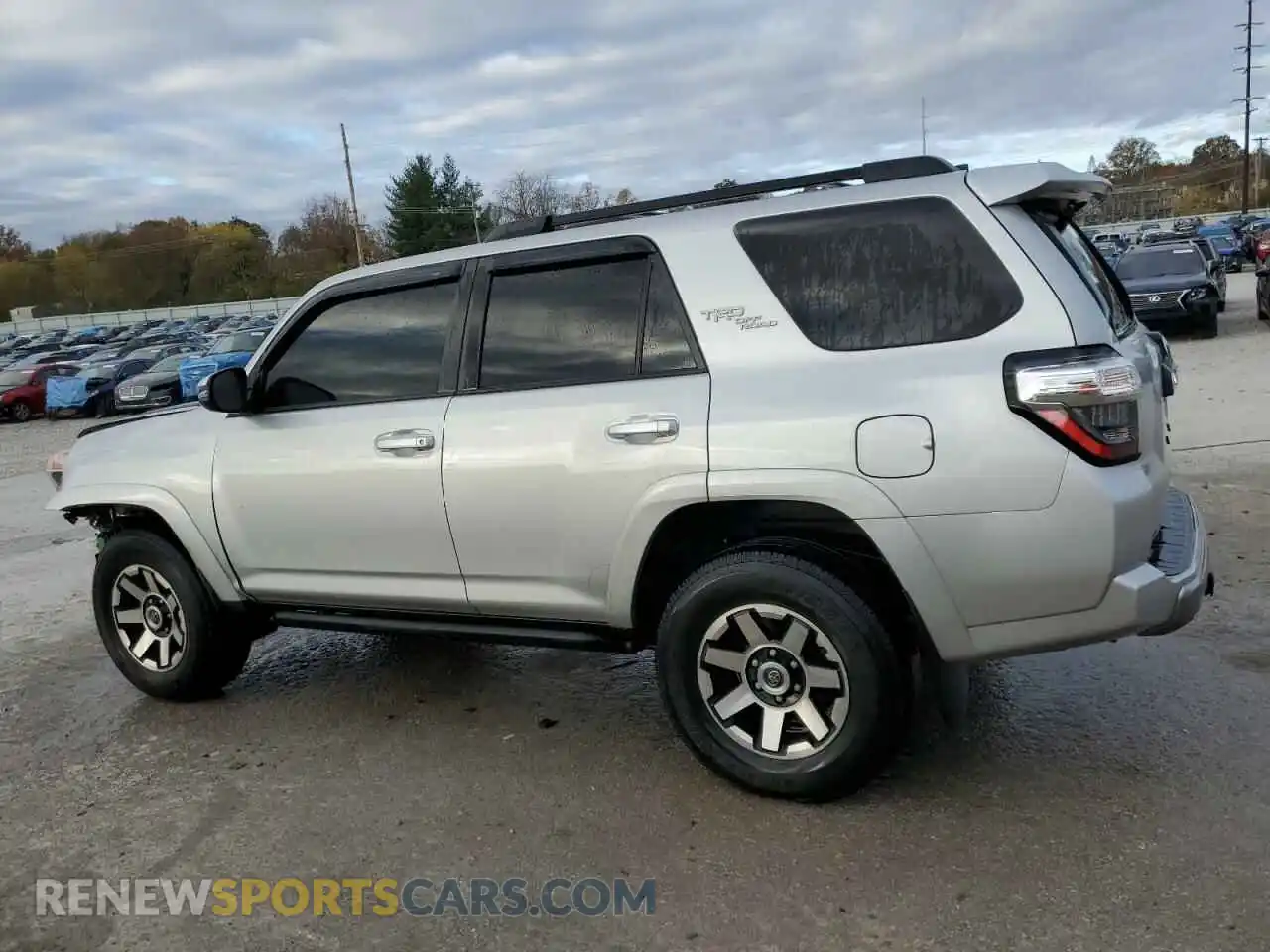 2 Photograph of a damaged car JTERU5JRXM5944561 TOYOTA 4RUNNER 2021