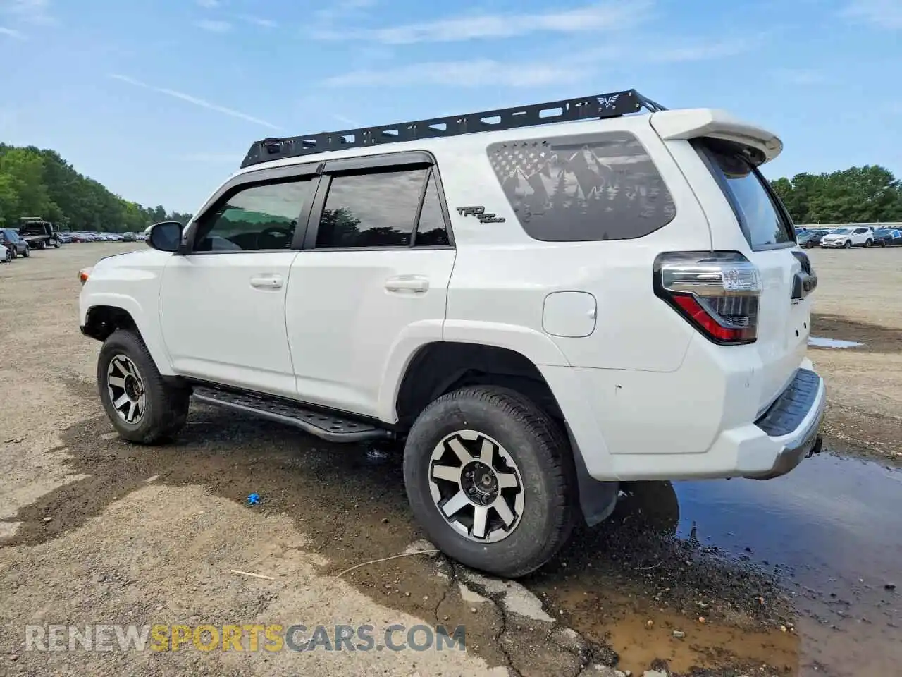2 fotografías del automóvil dañado JTERU5JRXM5947606 TOYOTA 4RUNNER 2021