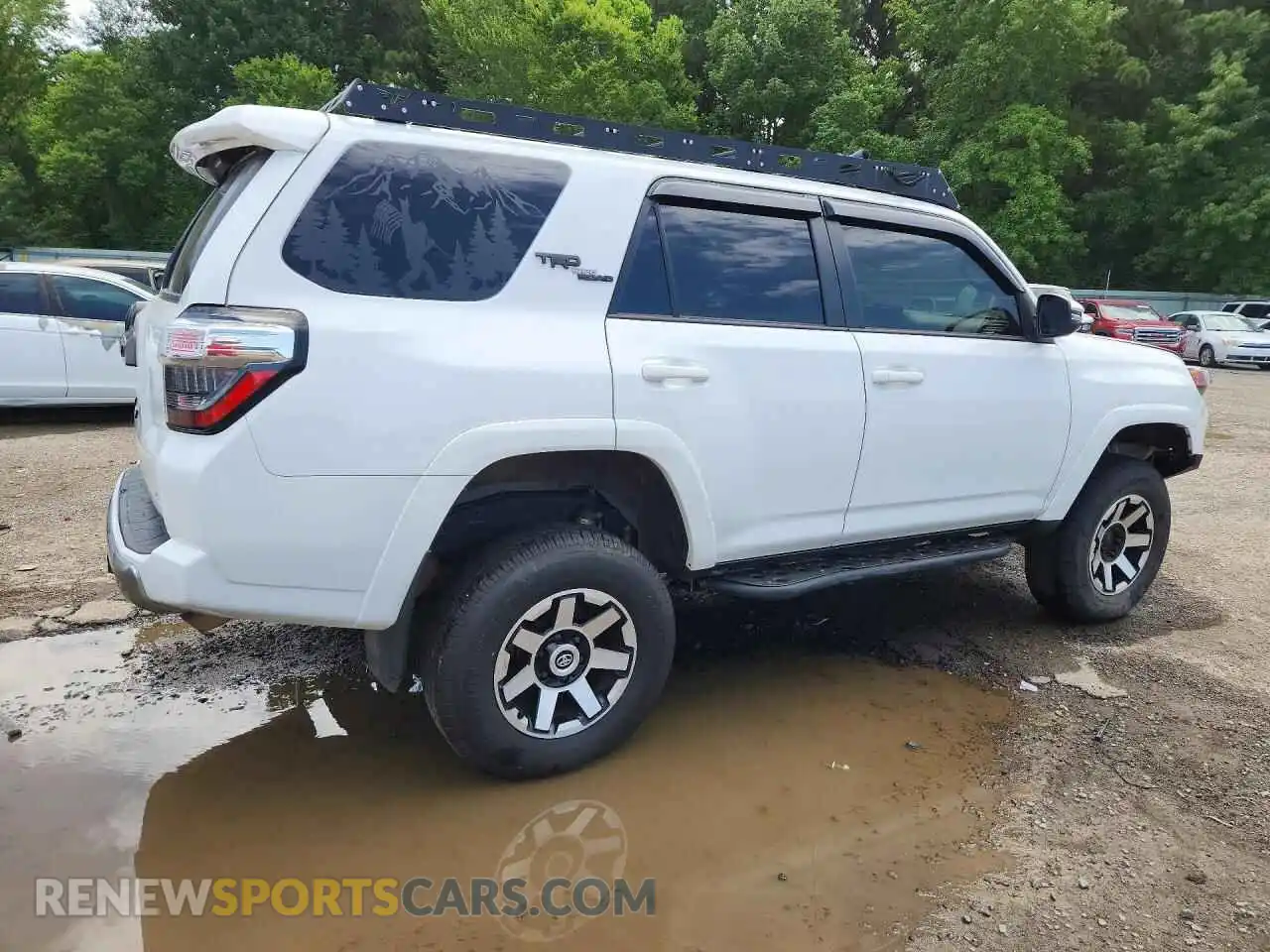 3 fotografías del automóvil dañado JTERU5JRXM5947606 TOYOTA 4RUNNER 2021