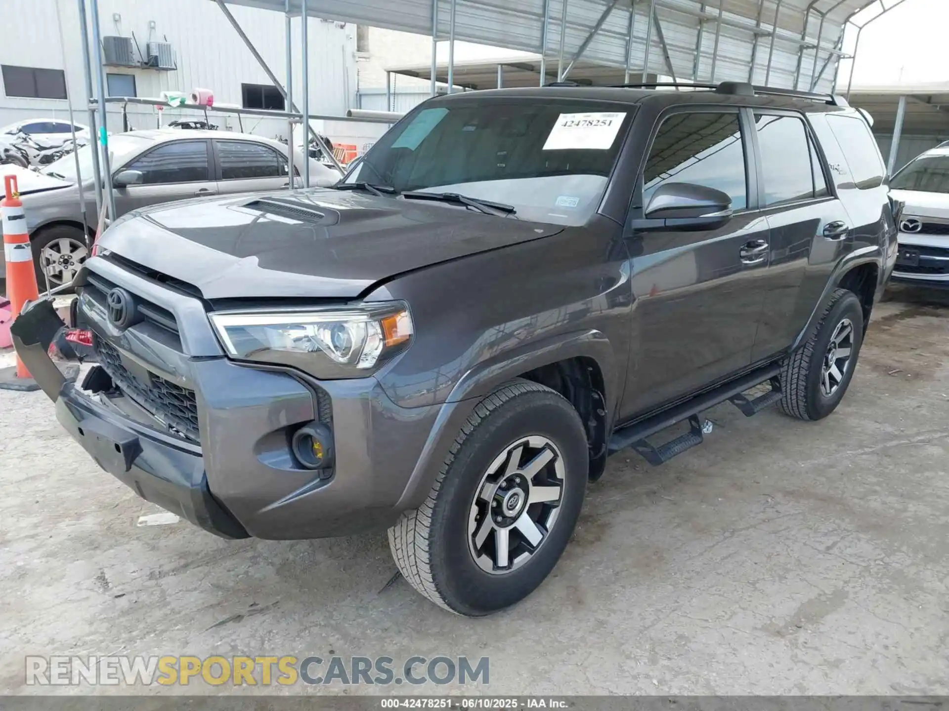 2 Photograph of a damaged car JTERU5JRXM5971095 TOYOTA 4RUNNER 2021