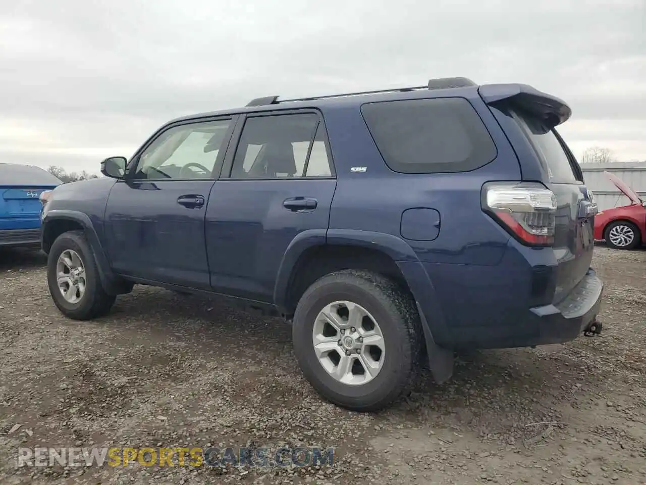 2 Photograph of a damaged car JTEMU5JR3N6027256 TOYOTA 4RUNNER 2022