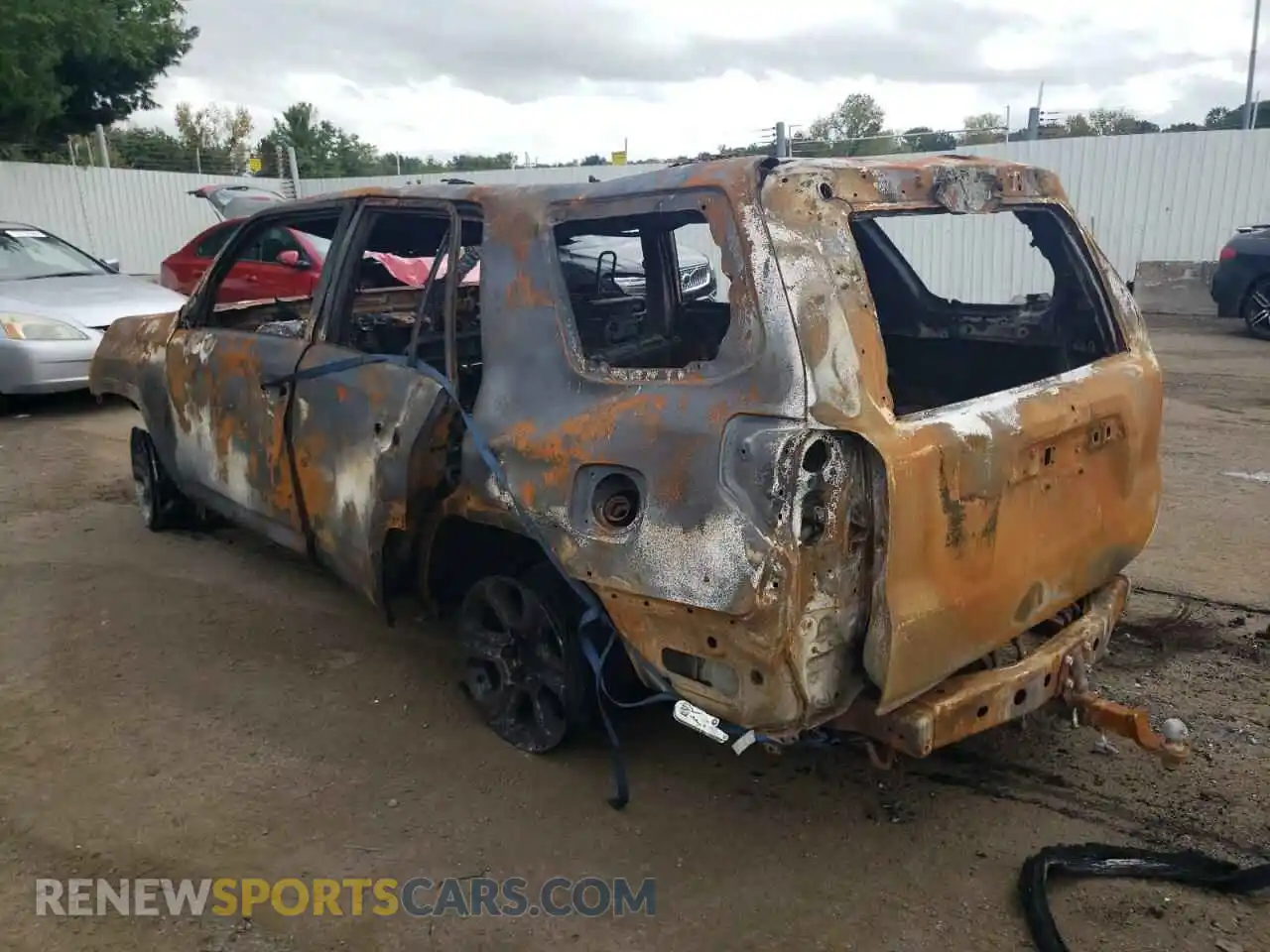 2 Photograph of a damaged car JTEMU5JR7N6005552 TOYOTA 4RUNNER 2022