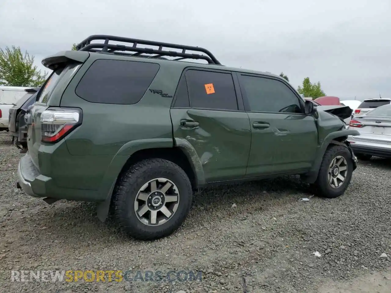 3 Photograph of a damaged car JTERU5JR7N6039464 TOYOTA 4RUNNER 2022