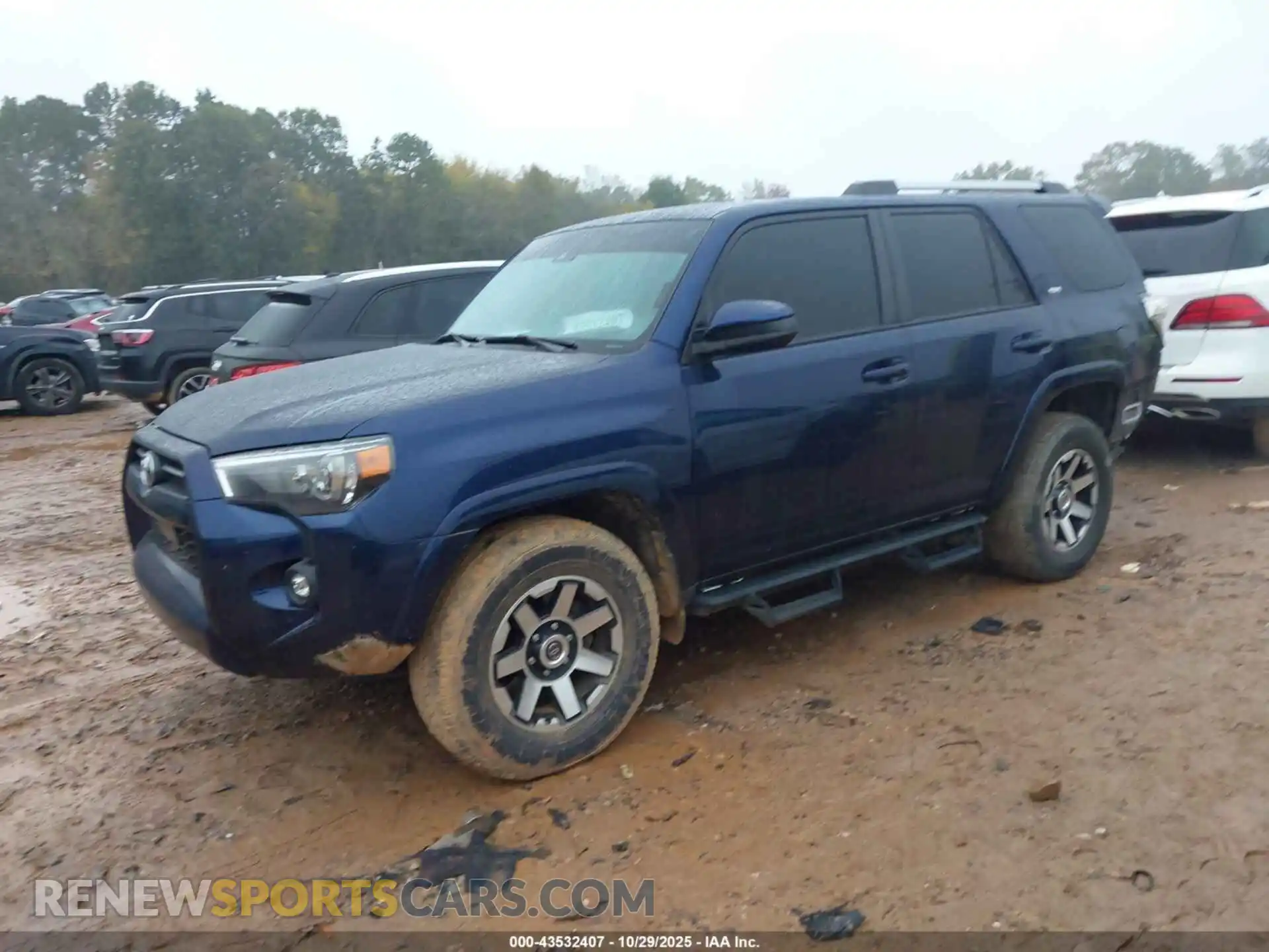 2 Photograph of a damaged car JTEEU5JR0P5285196 TOYOTA 4RUNNER 2023