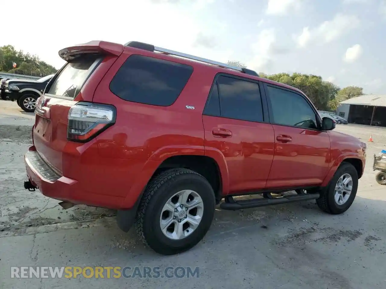 3 Photograph of a damaged car JTEEU5JR7P5286507 TOYOTA 4RUNNER 2023