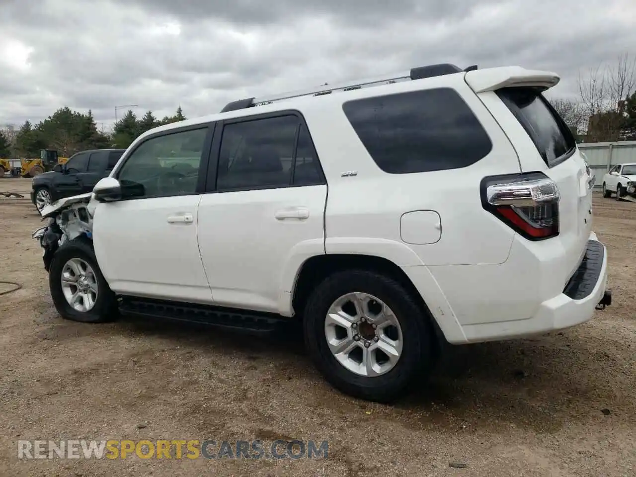 2 Photograph of a damaged car JTEEU5JR7P5297006 TOYOTA 4RUNNER 2023