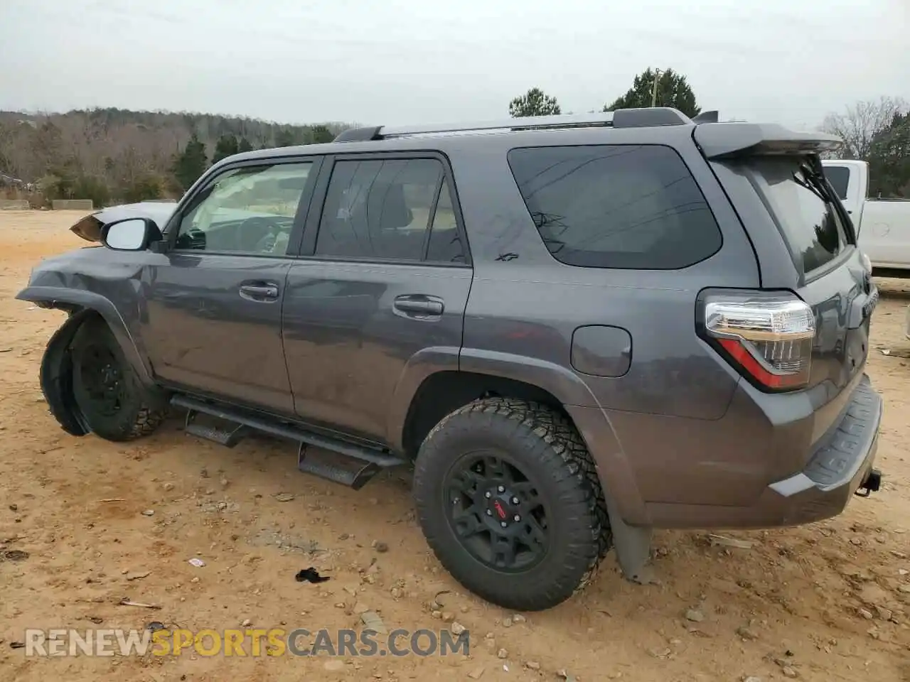2 Photograph of a damaged car JTEEU5JR8P5280831 TOYOTA 4RUNNER 2023