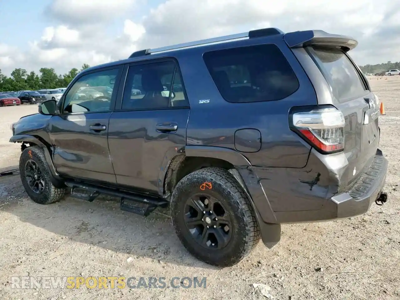 2 Photograph of a damaged car JTEEU5JRXP5279535 TOYOTA 4RUNNER 2023