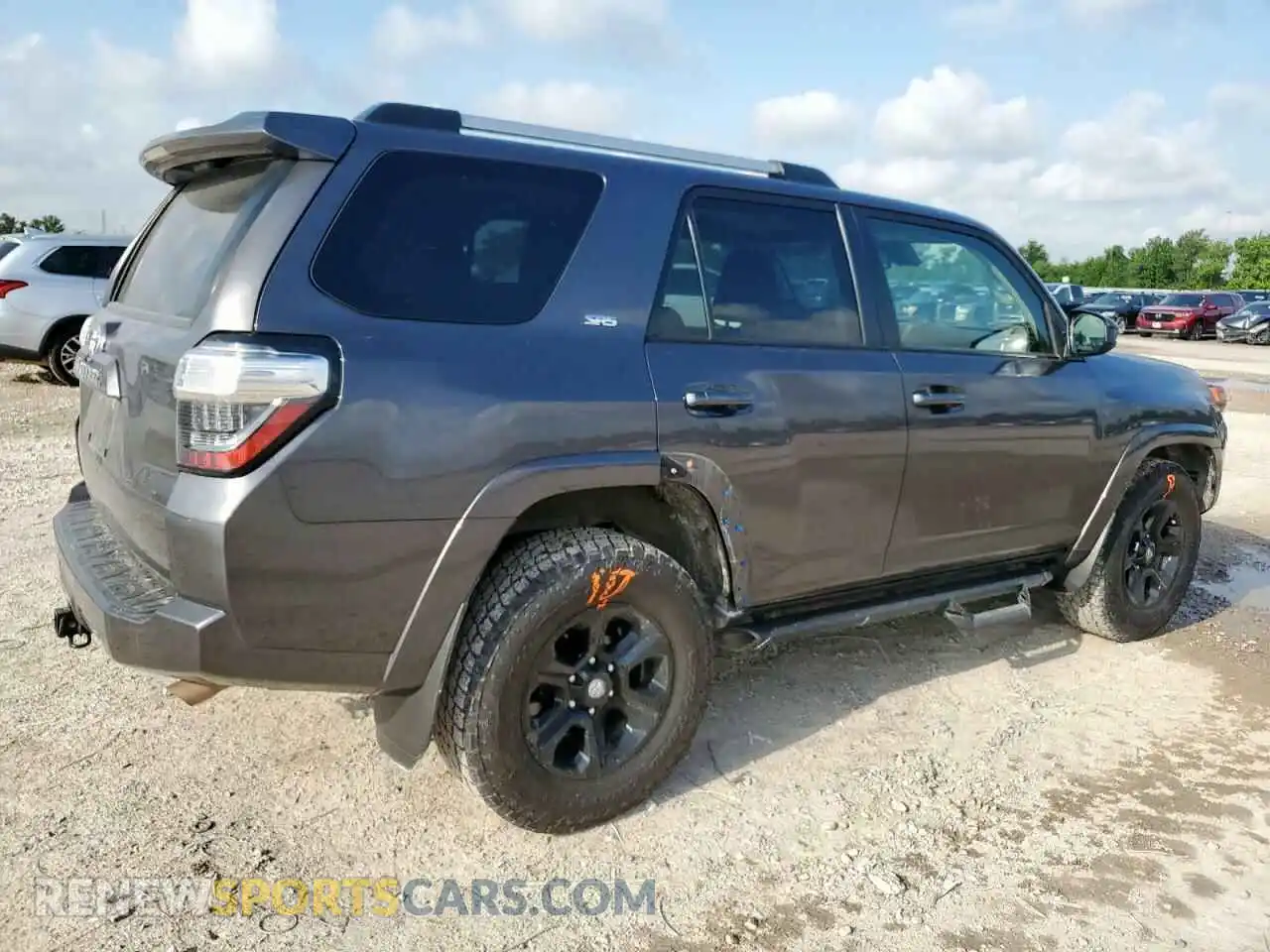 3 Photograph of a damaged car JTEEU5JRXP5279535 TOYOTA 4RUNNER 2023