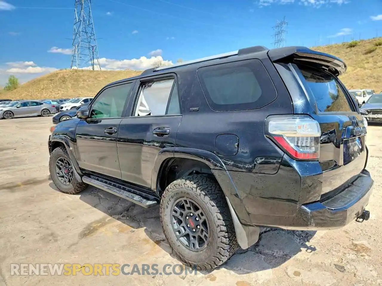 2 fotografías del automóvil dañado JTEMU5JR2P6212286 TOYOTA 4RUNNER 2023