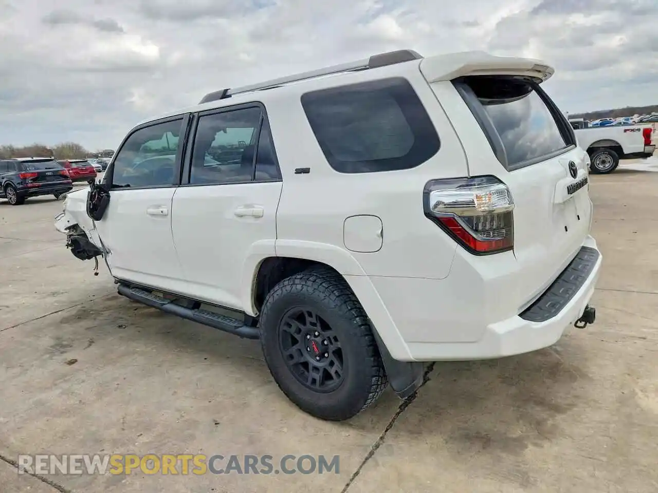 2 Photograph of a damaged car JTENU5JRXP6202402 TOYOTA 4RUNNER 2023
