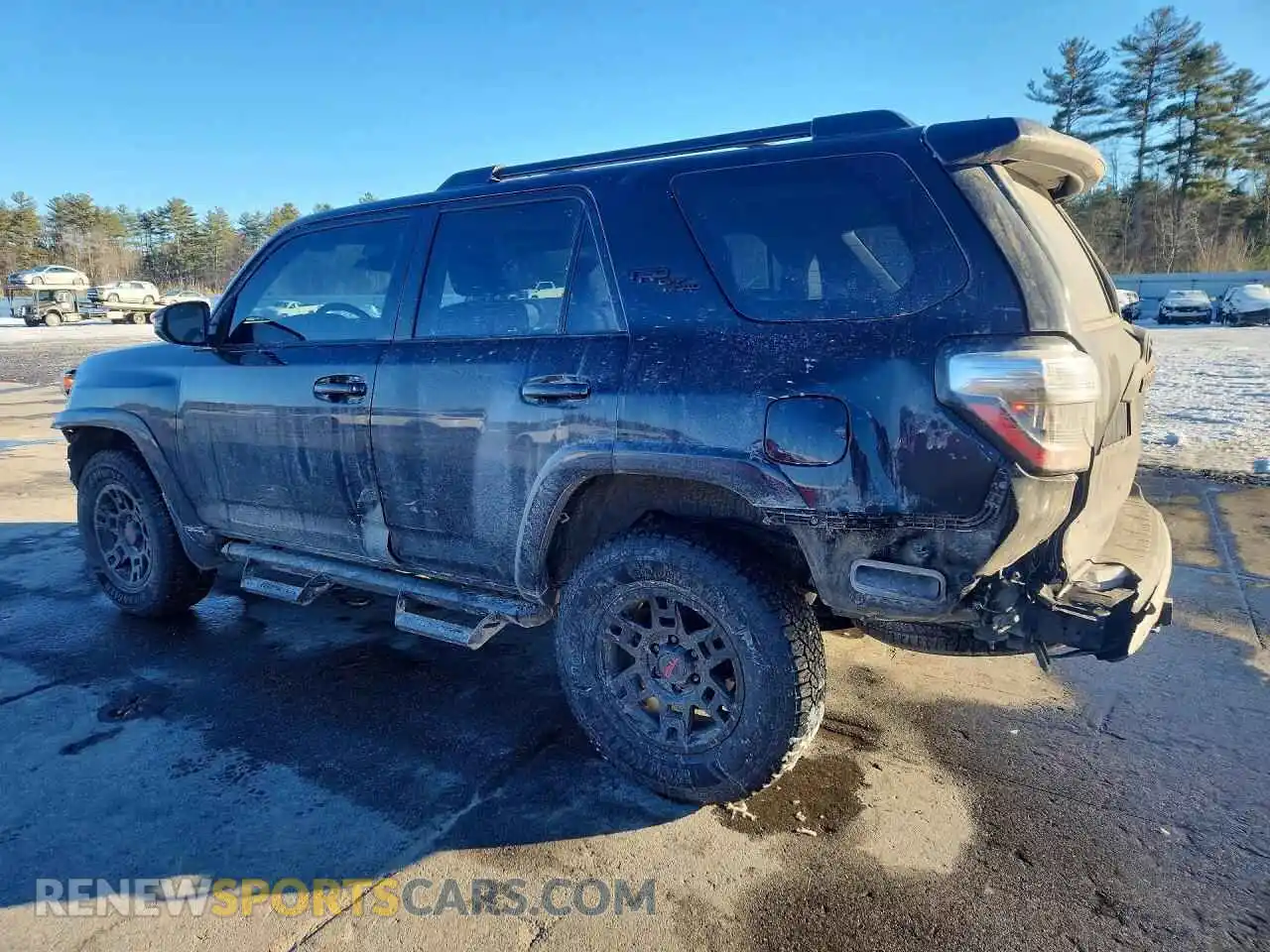 2 Photograph of a damaged car JTERU5JR2P6148918 TOYOTA 4RUNNER 2023