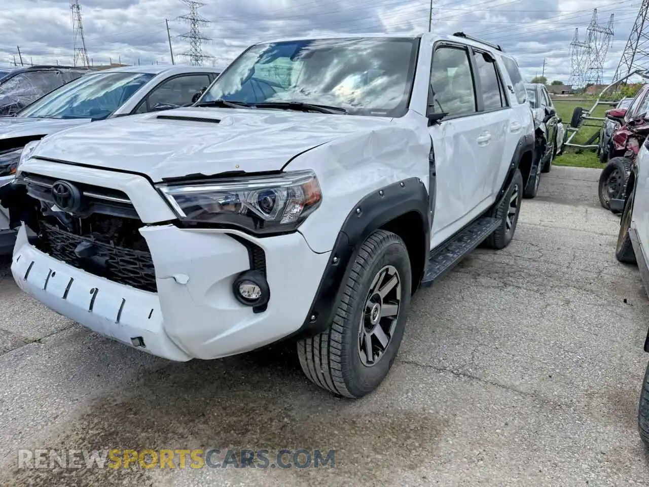 2 Photograph of a damaged car JTERU5JR2P6201066 TOYOTA 4RUNNER 2023