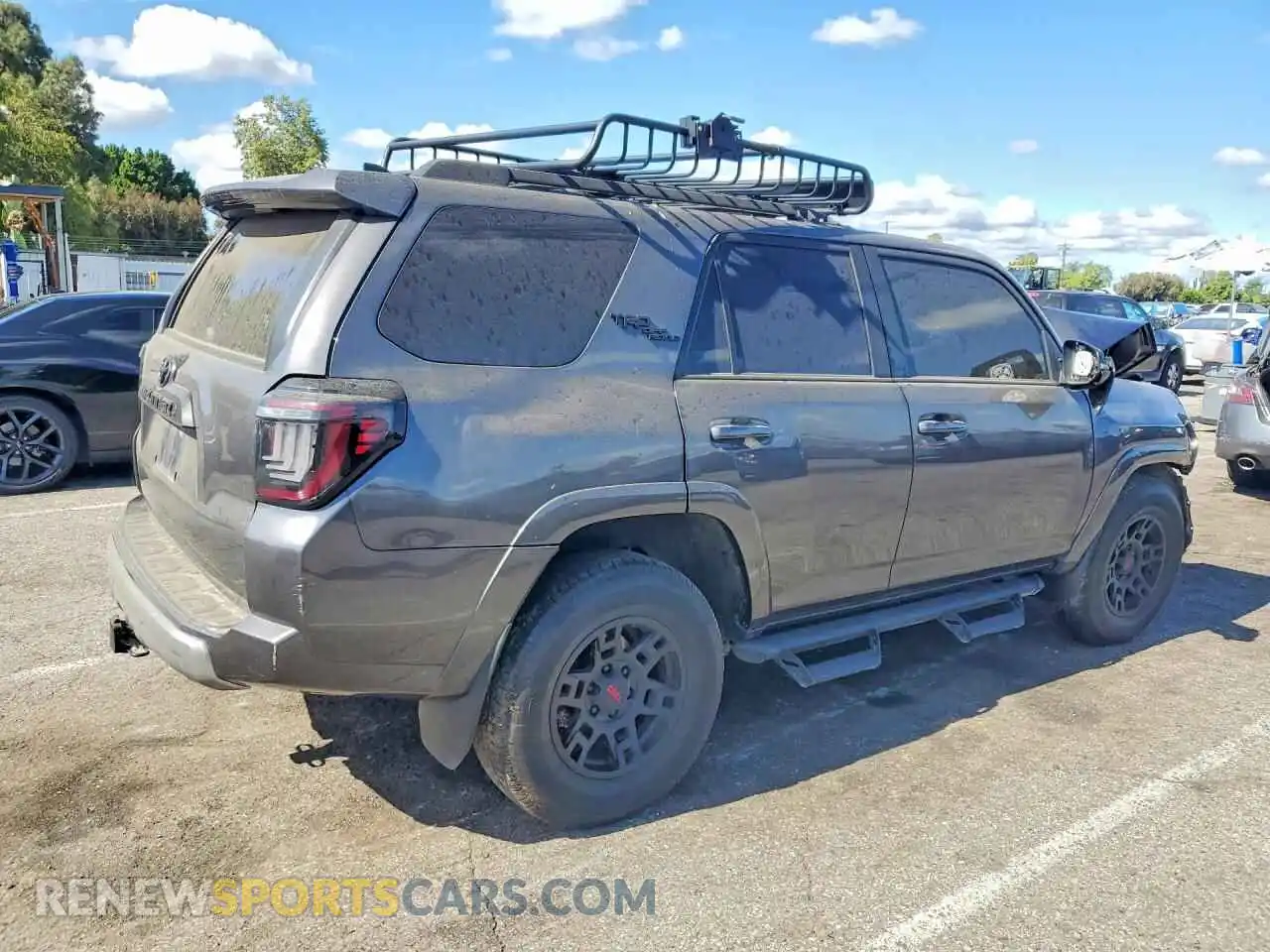 3 Photograph of a damaged car JTERU5JR4P6176199 TOYOTA 4RUNNER 2023