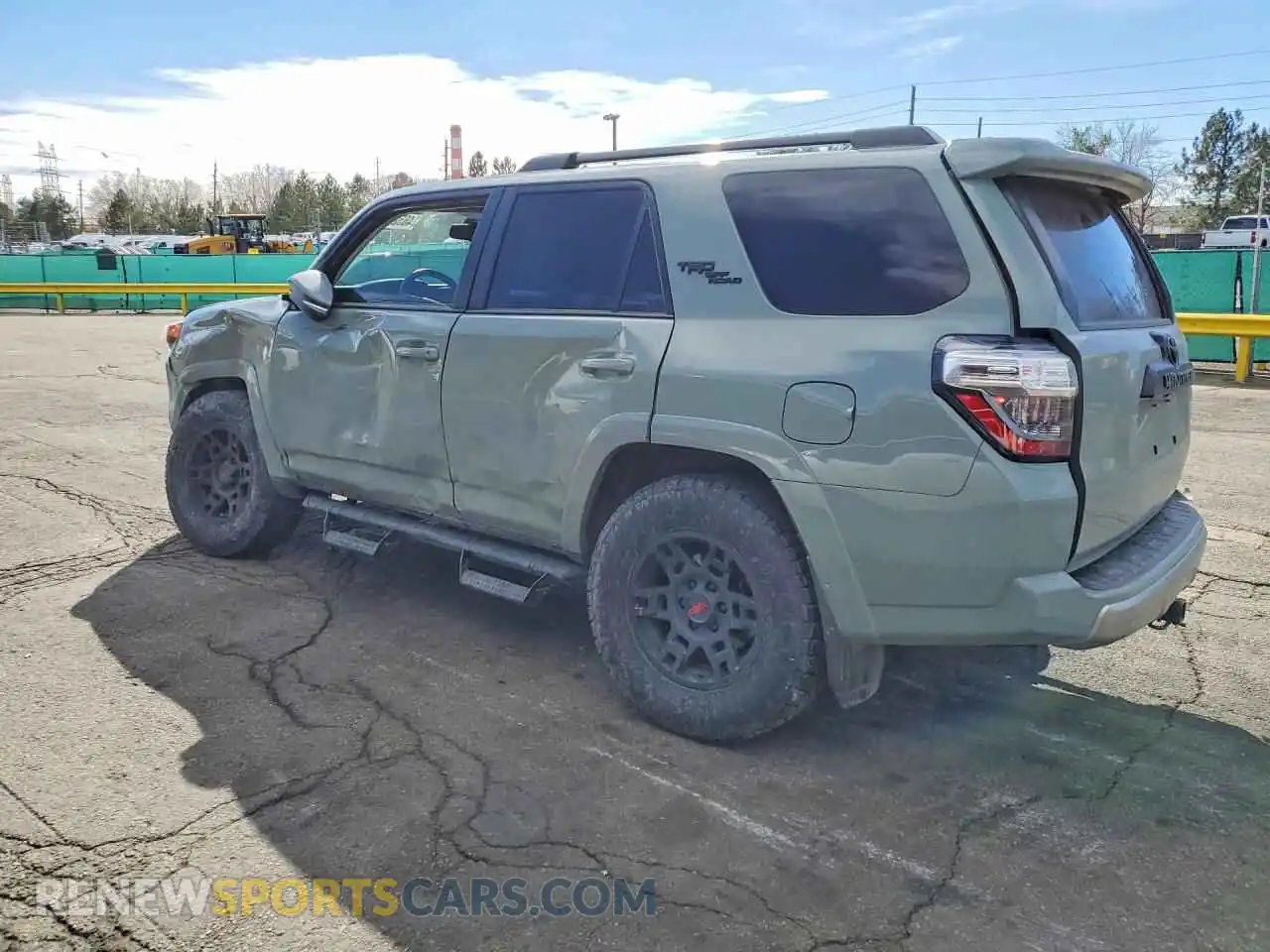 2 fotografías del automóvil dañado JTERU5JR6P6115565 TOYOTA 4RUNNER 2023