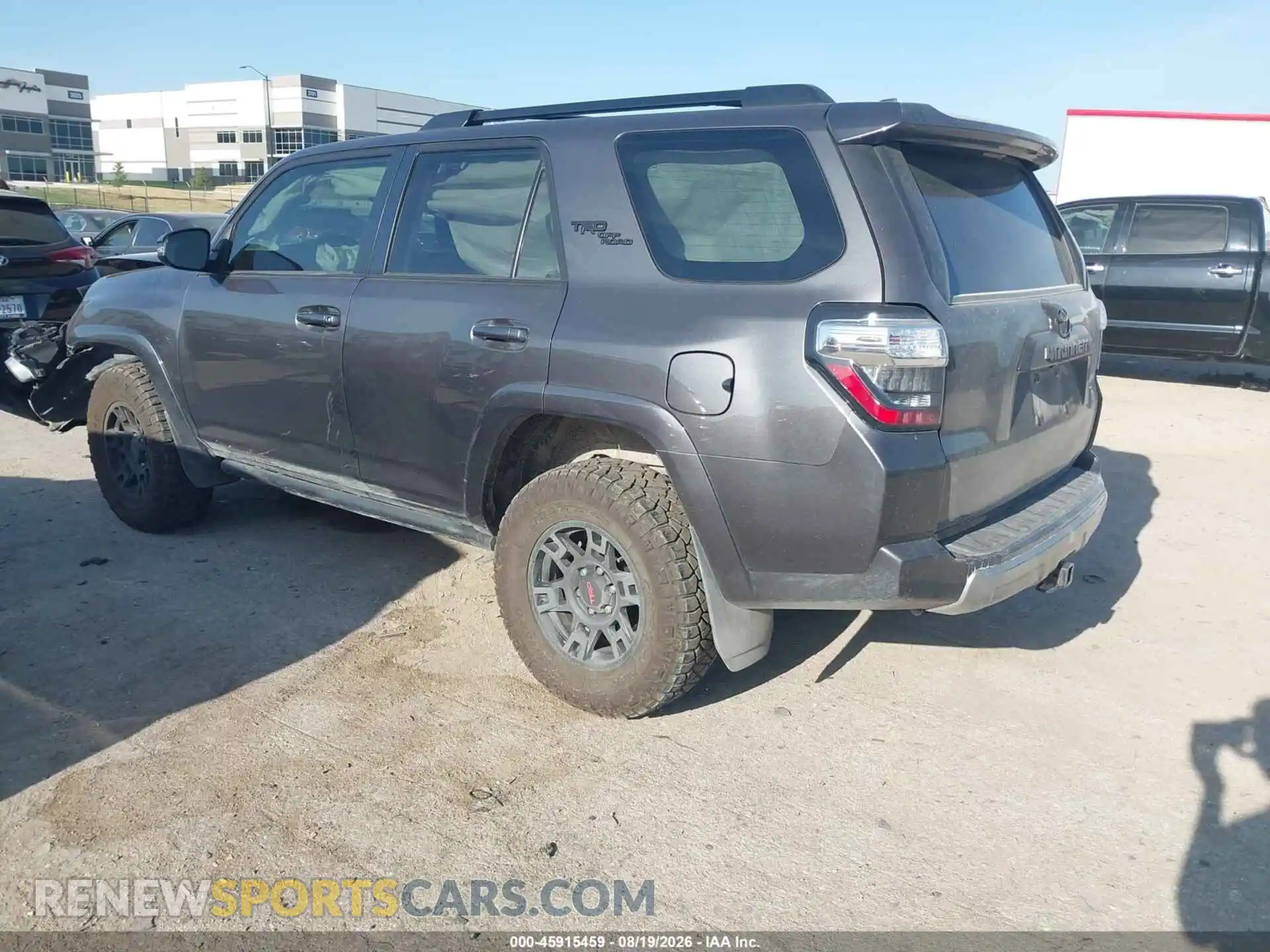 3 fotografías del automóvil dañado JTERU5JR7P6096220 TOYOTA 4RUNNER 2023