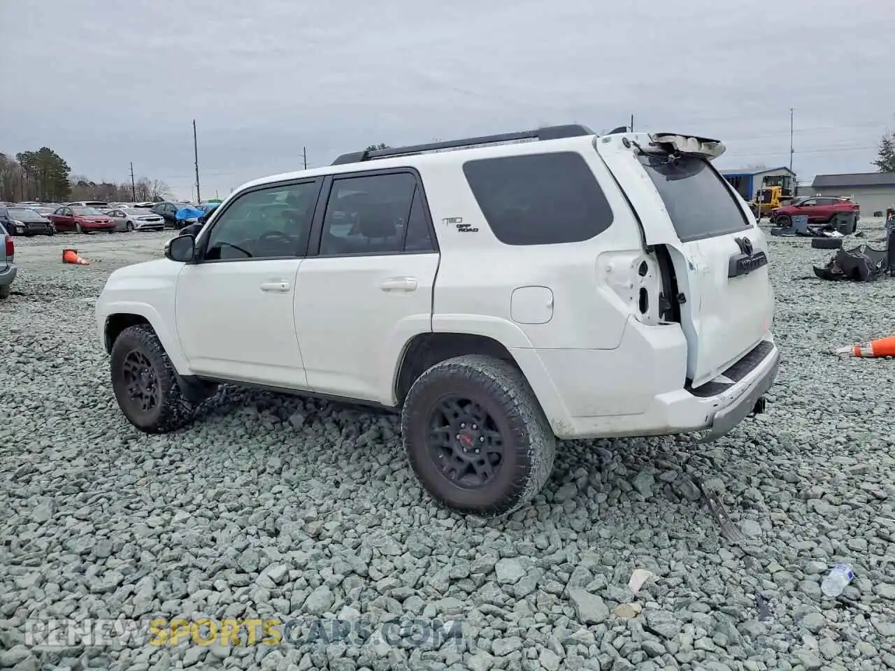 2 Photograph of a damaged car JTERU5JR7P6110018 TOYOTA 4RUNNER 2023