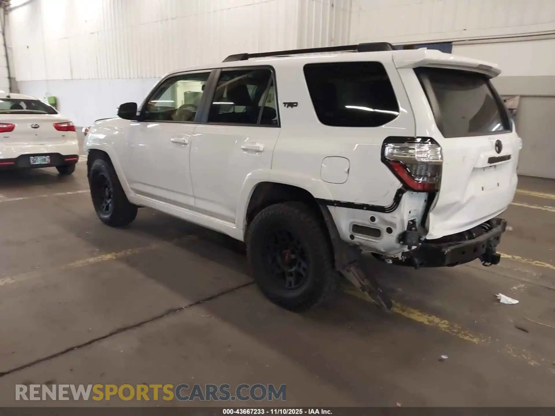 3 Photograph of a damaged car JTESU5JR7P6165375 TOYOTA 4RUNNER 2023