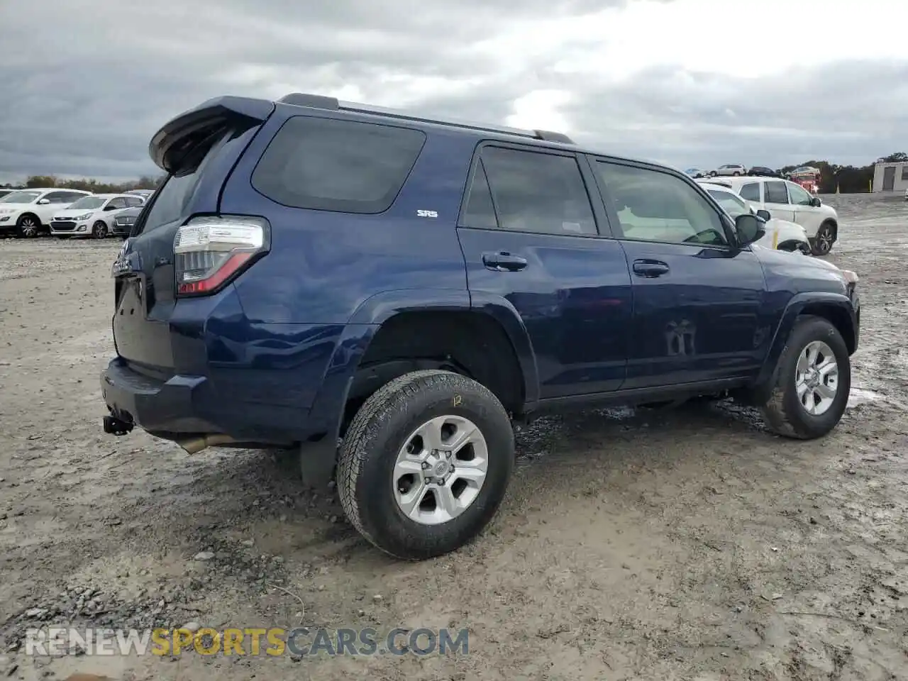 3 Фотография поврежденного автомобиля JTEMU5JR1R6237330 TOYOTA 4RUNNER 2024