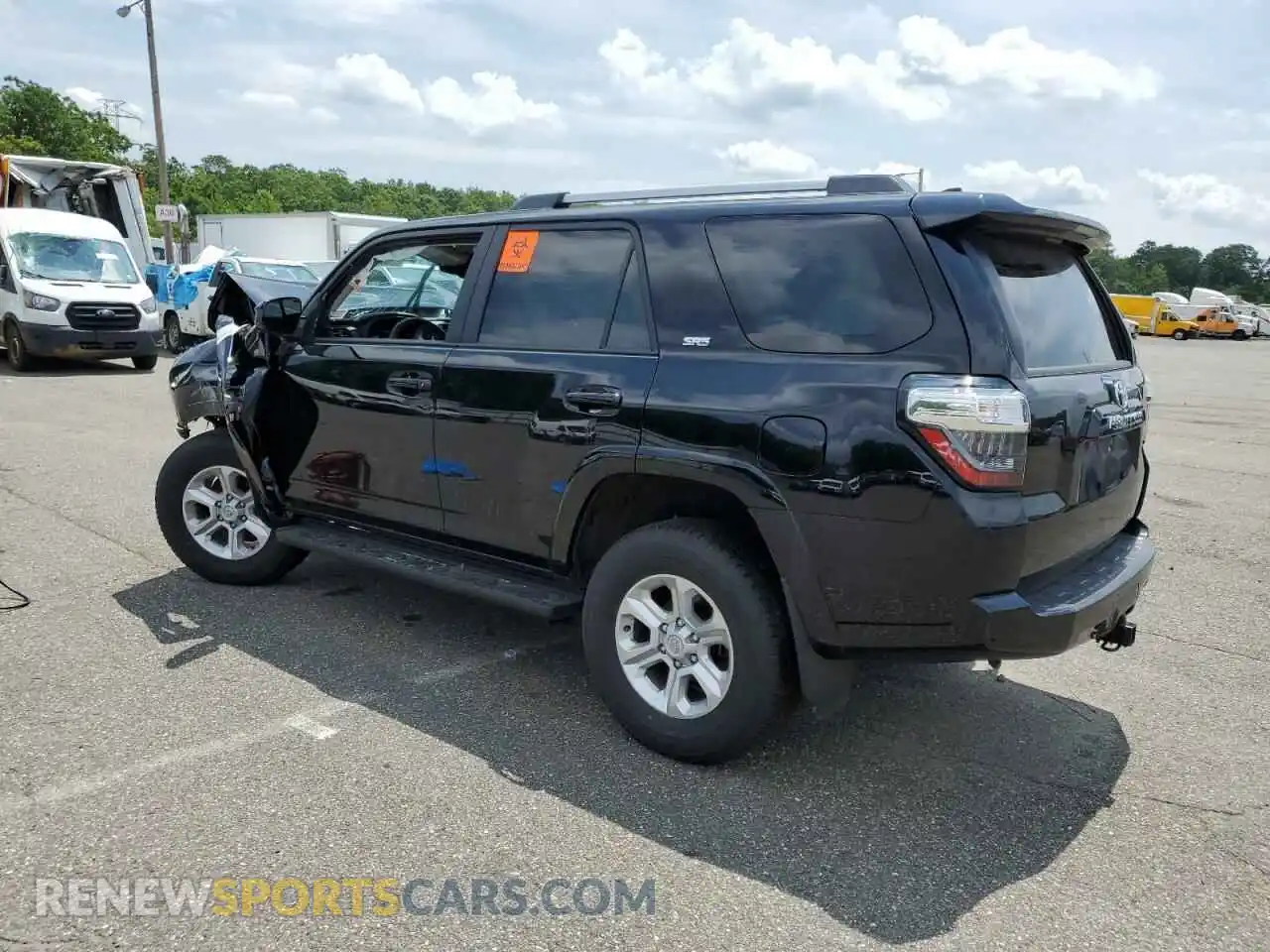 2 Photograph of a damaged car JTEMU5JR1R6283546 TOYOTA 4RUNNER 2024