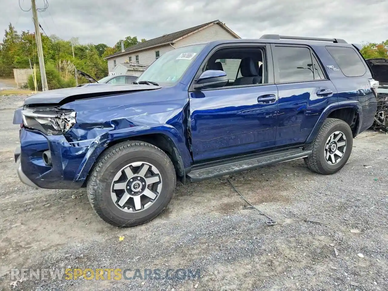 1 Photograph of a damaged car JTEPU5JR2R6282984 TOYOTA 4RUNNER 2024