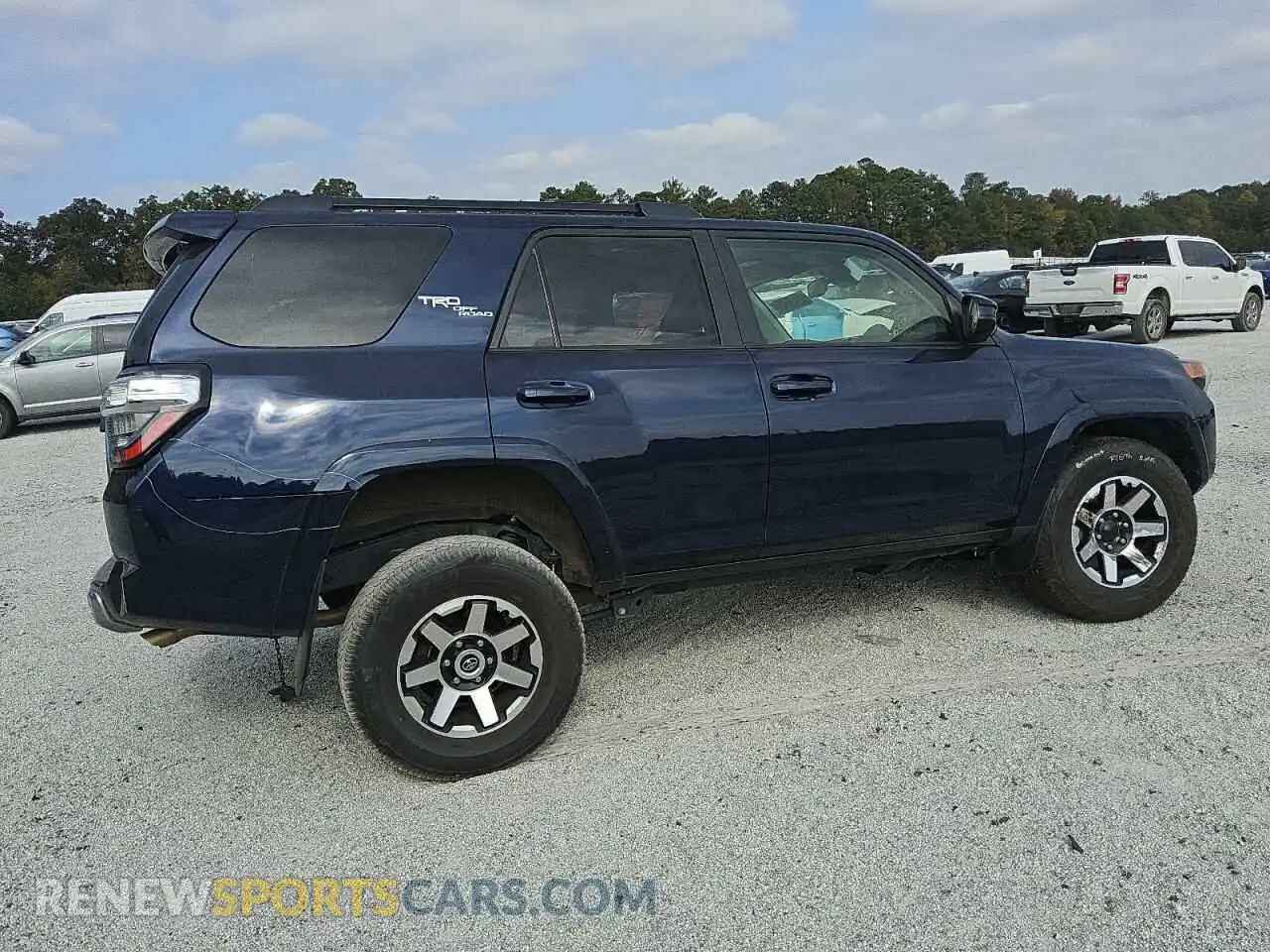 3 Photograph of a damaged car JTEPU5JRXR6232074 TOYOTA 4RUNNER 2024