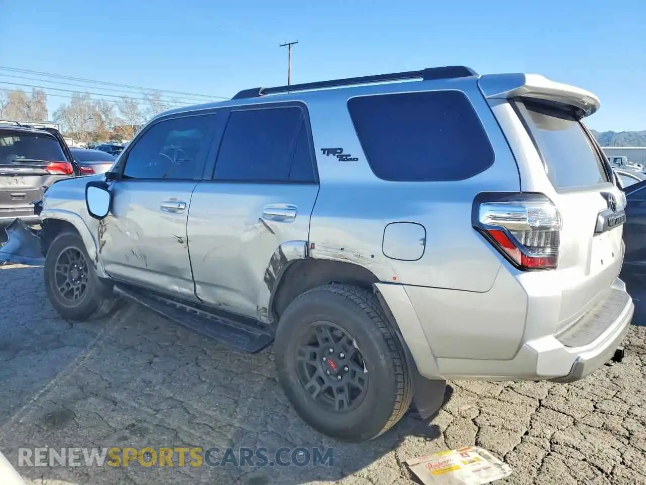 2 Photograph of a damaged car JTERU5JR0R6227085 TOYOTA 4RUNNER 2024