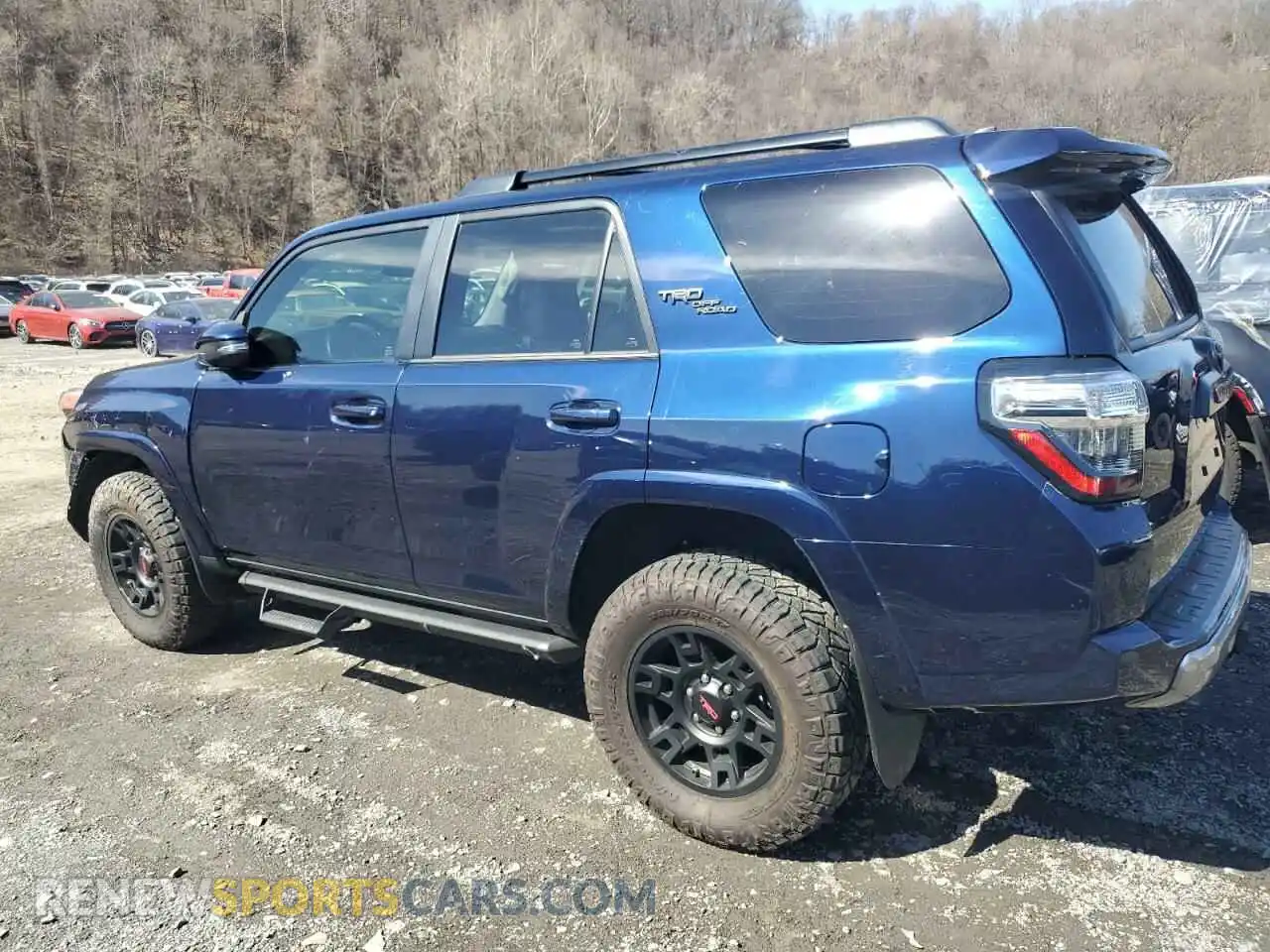 2 Фотография поврежденного автомобиля JTERU5JR1R6217228 TOYOTA 4RUNNER 2024
