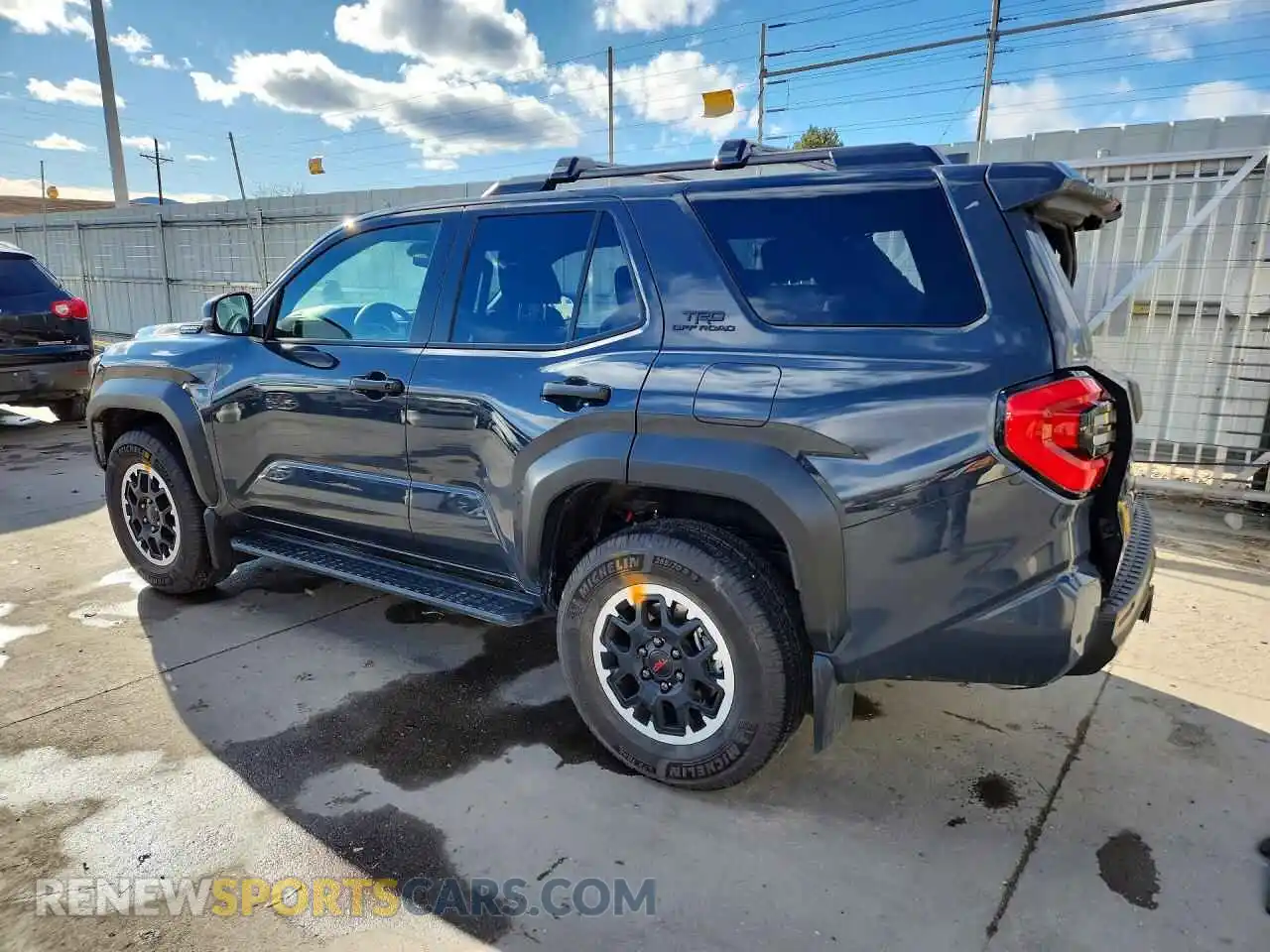 2 Photograph of a damaged car JTEVB5BR7S5006596 TOYOTA 4RUNNER 2025