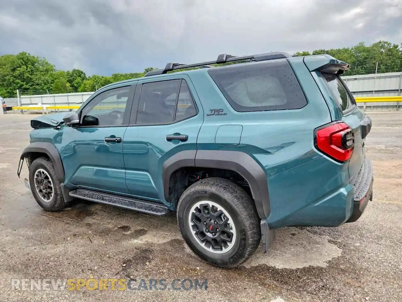 2 Photograph of a damaged car JTEVB5BR7T5040331 TOYOTA 4RUNNER 2026