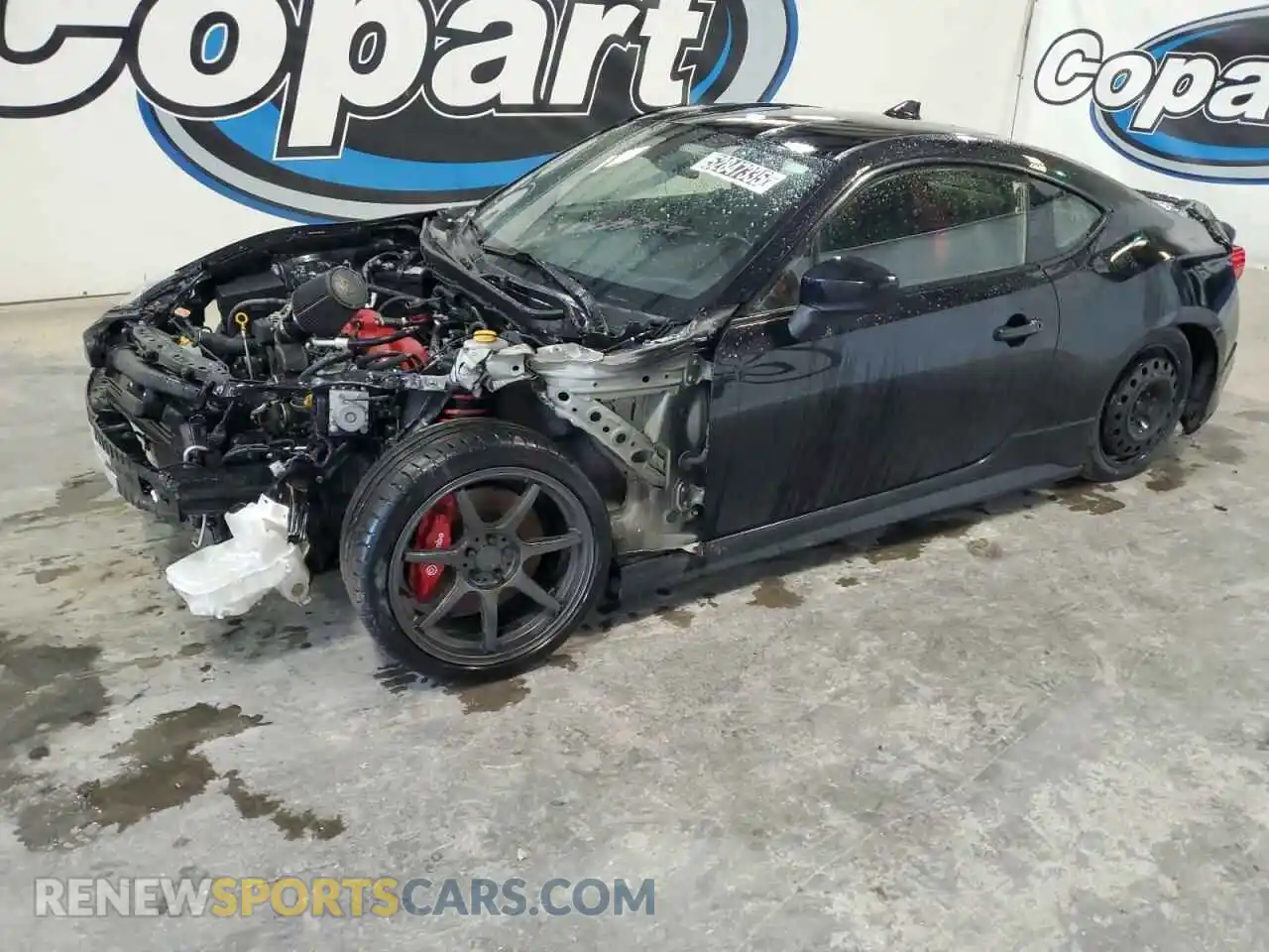 1 Фотография поврежденного автомобиля JF1ZNAE17K9702661 TOYOTA 86 2019