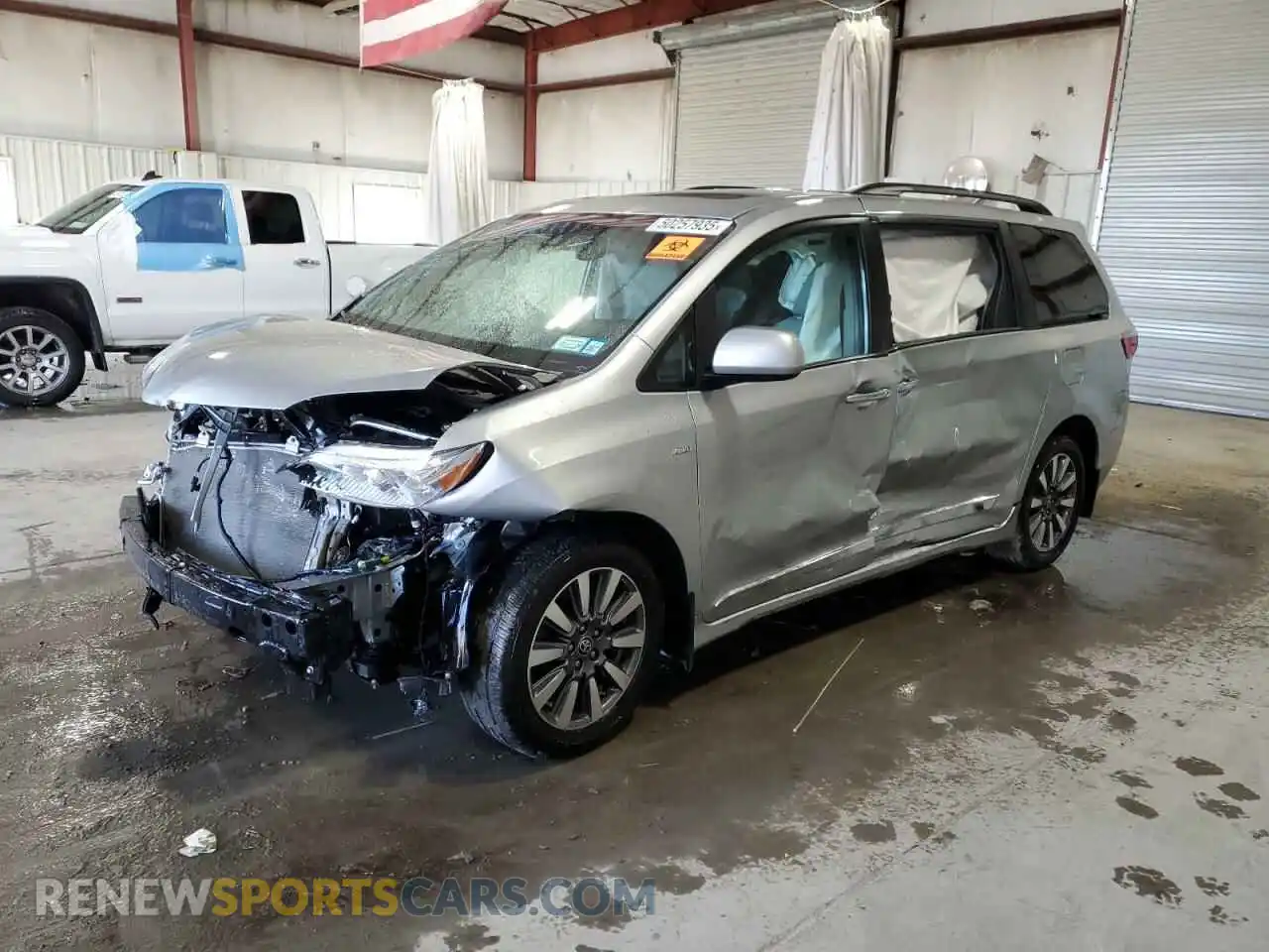 1 Photograph of a damaged car 5TDDZ3DC0LS251373 TOYOTA All Models 2020